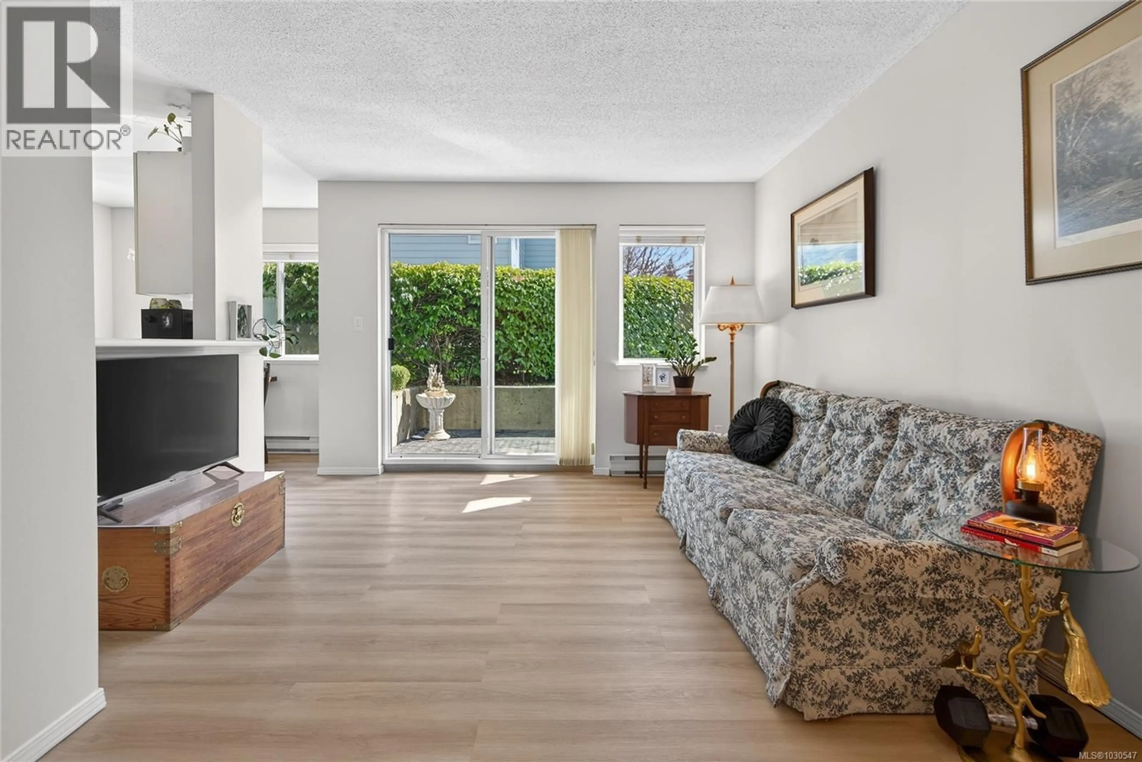 Living room with furniture, unknown for 102C - 698 ASPEN ROAD, Comox British Columbia V9M3S9