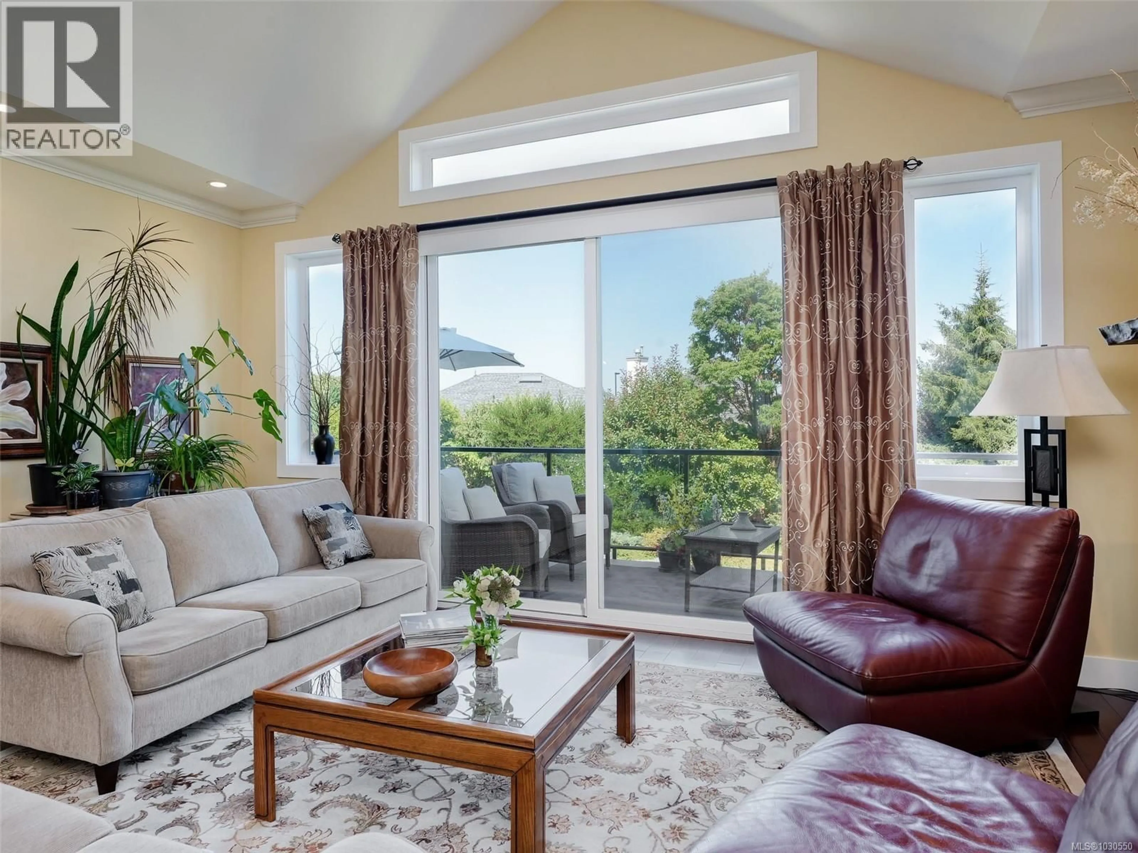 Living room with furniture, unknown for 806 COUNTRY CLUB DRIVE, Cobble Hill British Columbia V8H0K8