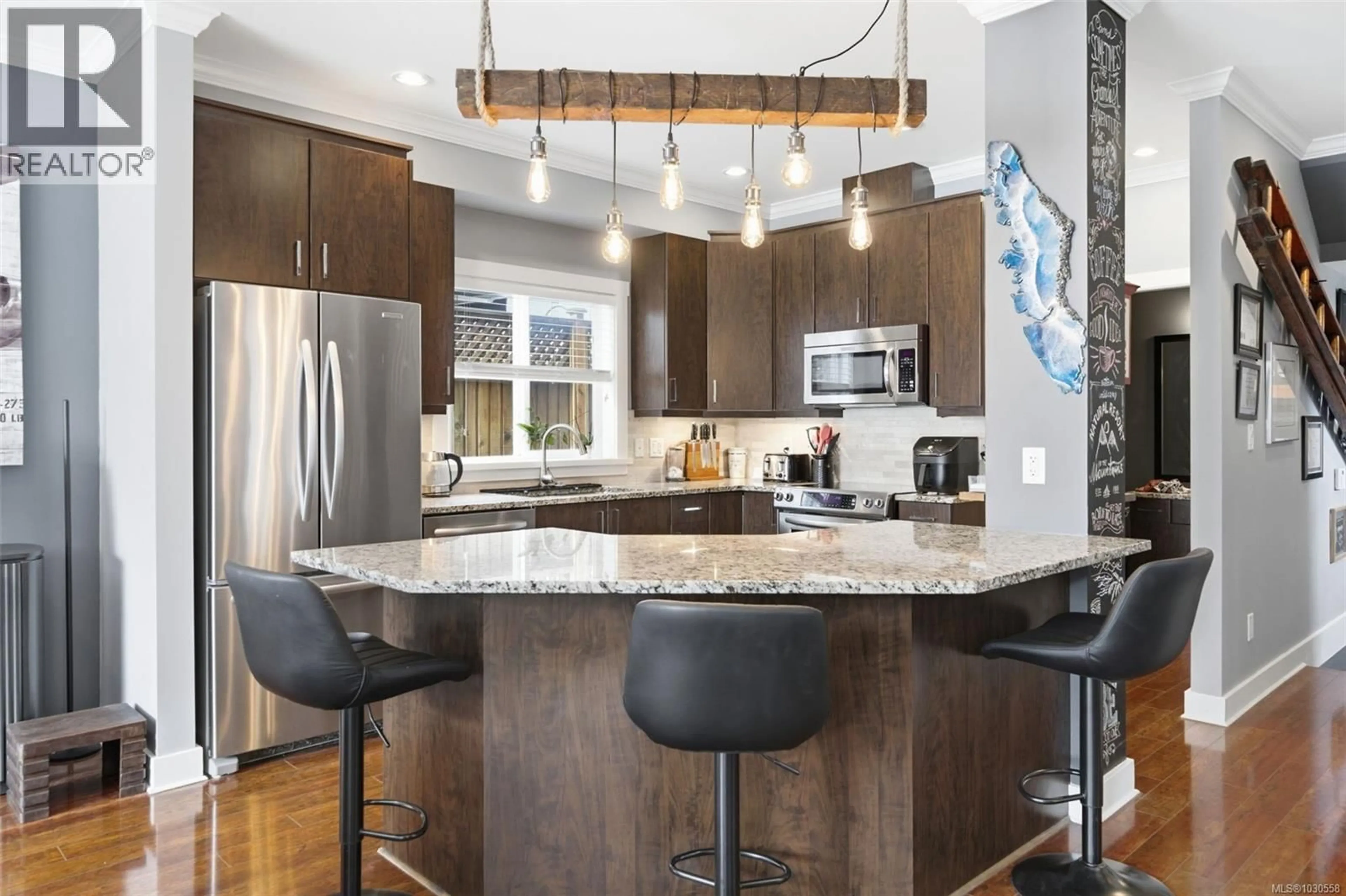 Contemporary kitchen, unknown for 3055 DORNIER ROAD, Langford British Columbia V9B0N2