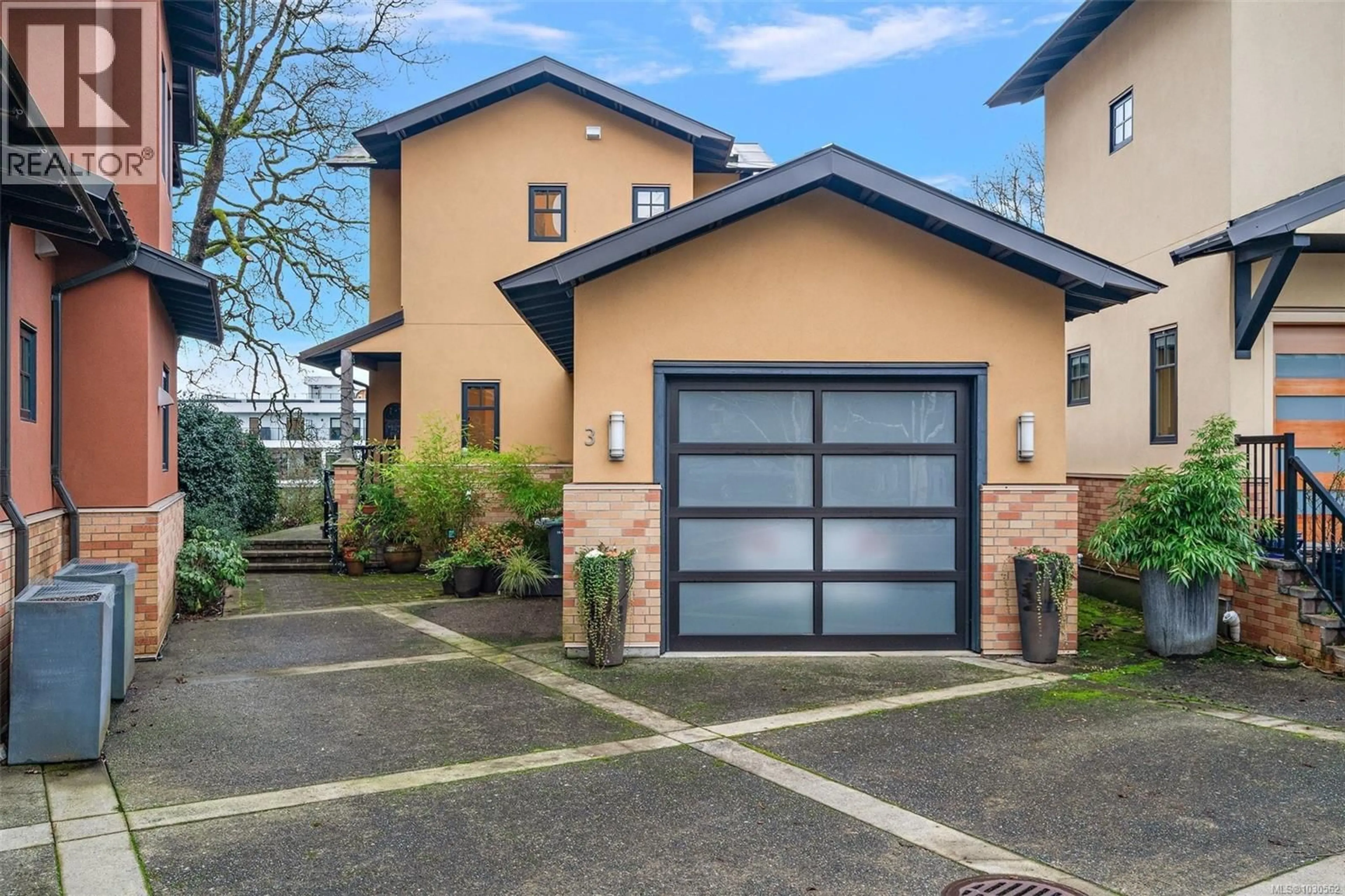 Home with brick exterior material, street for 3 - 849 DUNSMUIR ROAD, Esquimalt British Columbia V9A5B8