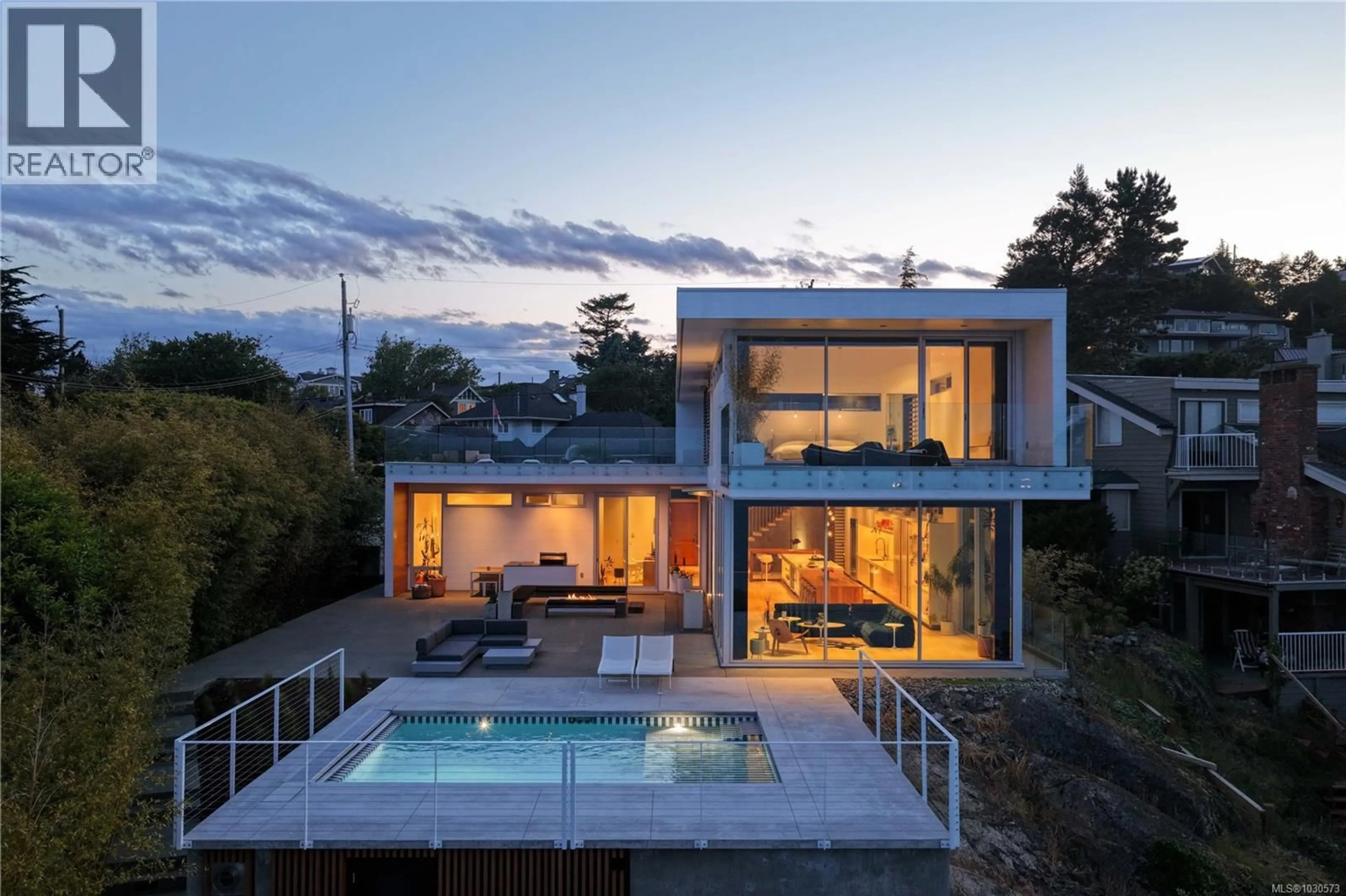 Unknown for 295 KING GEORGE TERRACE, Oak Bay British Columbia V8S2J8