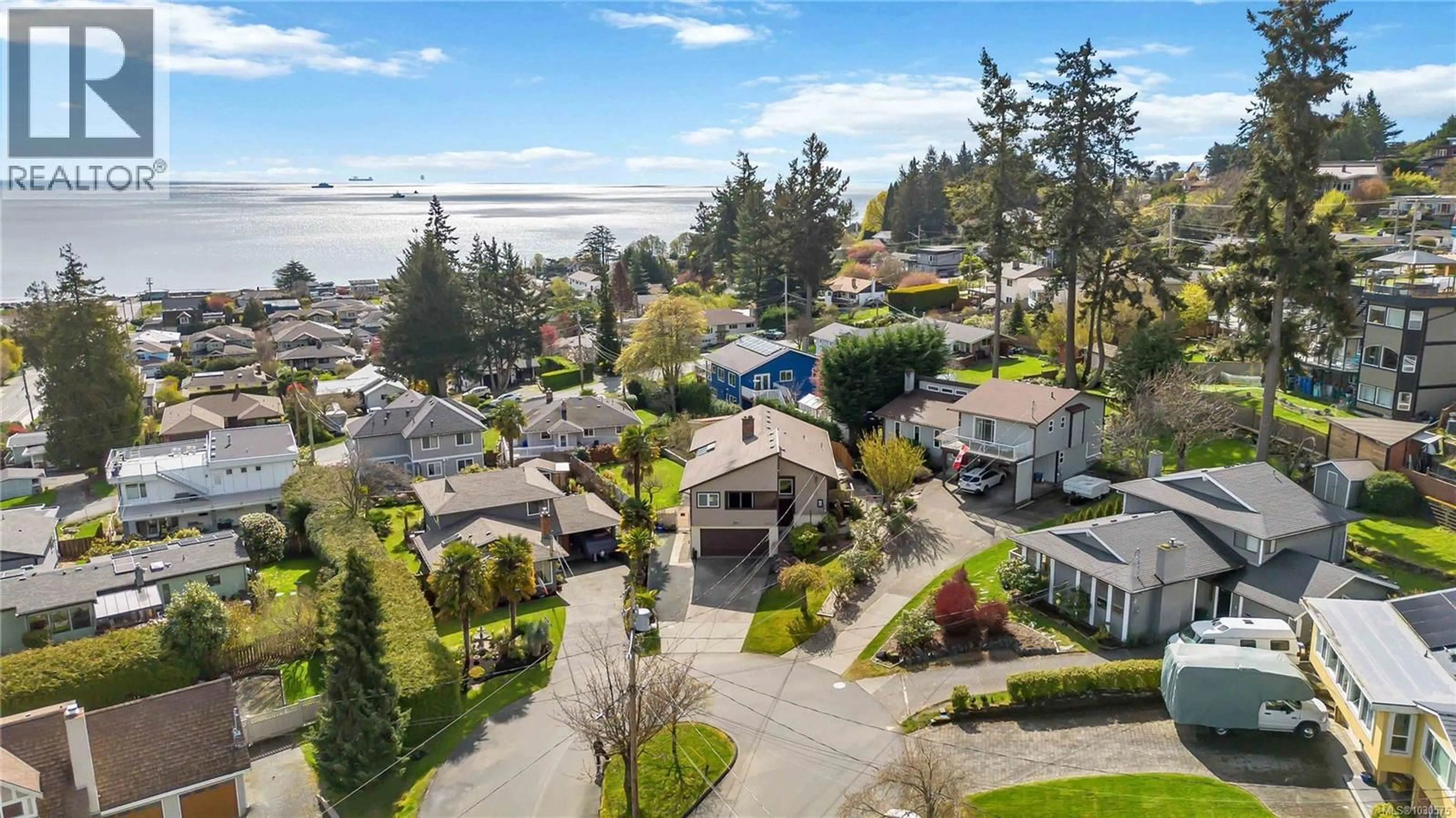A pic from outside/outdoor area/front of a property/back of a property/a pic from drone, water/lake/river/ocean view for 3317 JOANNE PLACE, Colwood British Columbia V9C3H6
