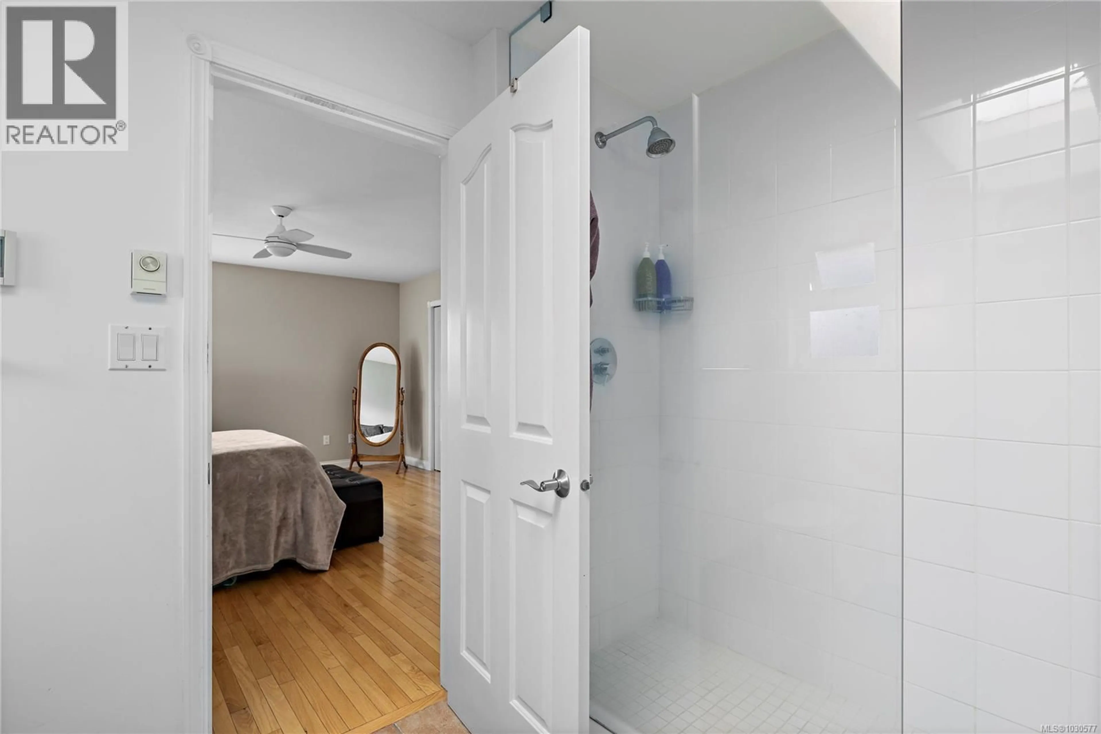 Standard bathroom, unknown for 615 CHINOOK AVENUE, Parksville British Columbia V9P1A5