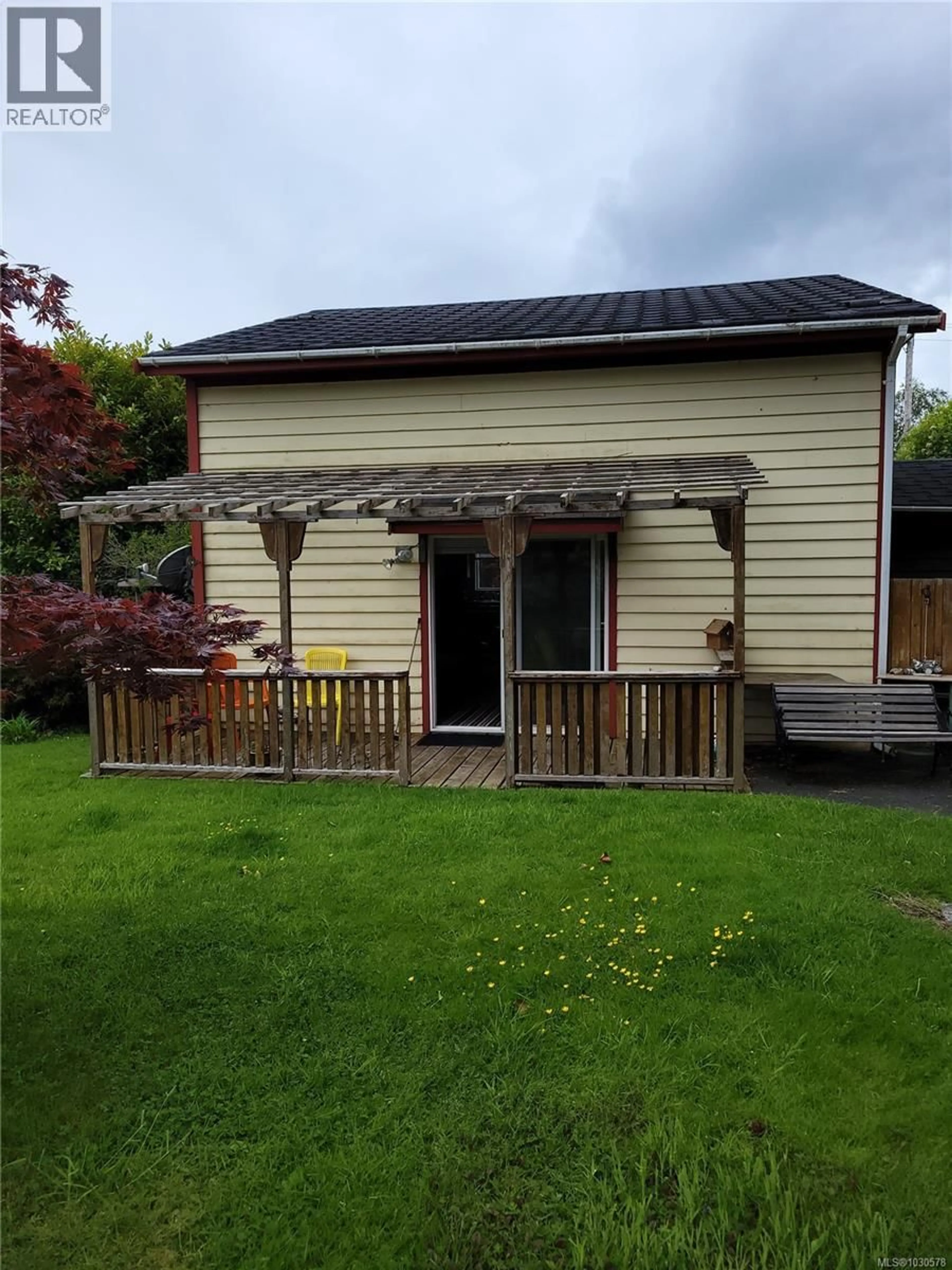 Shed for 179 2ND STREET, Sointula British Columbia V0N3E0