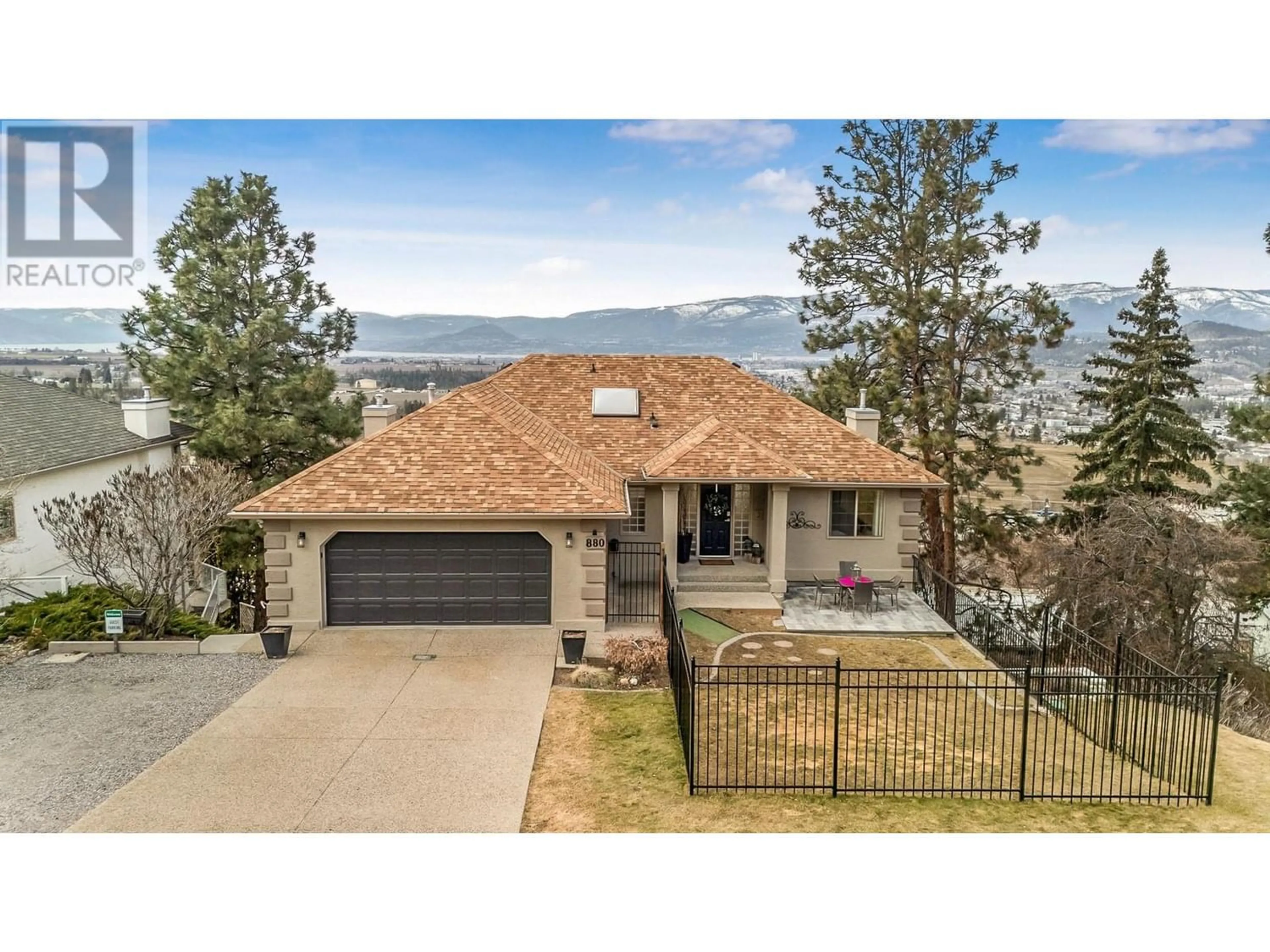 Frontside or backside of a home for 880 Ackerman Court, Kelowna British Columbia V1X7L2