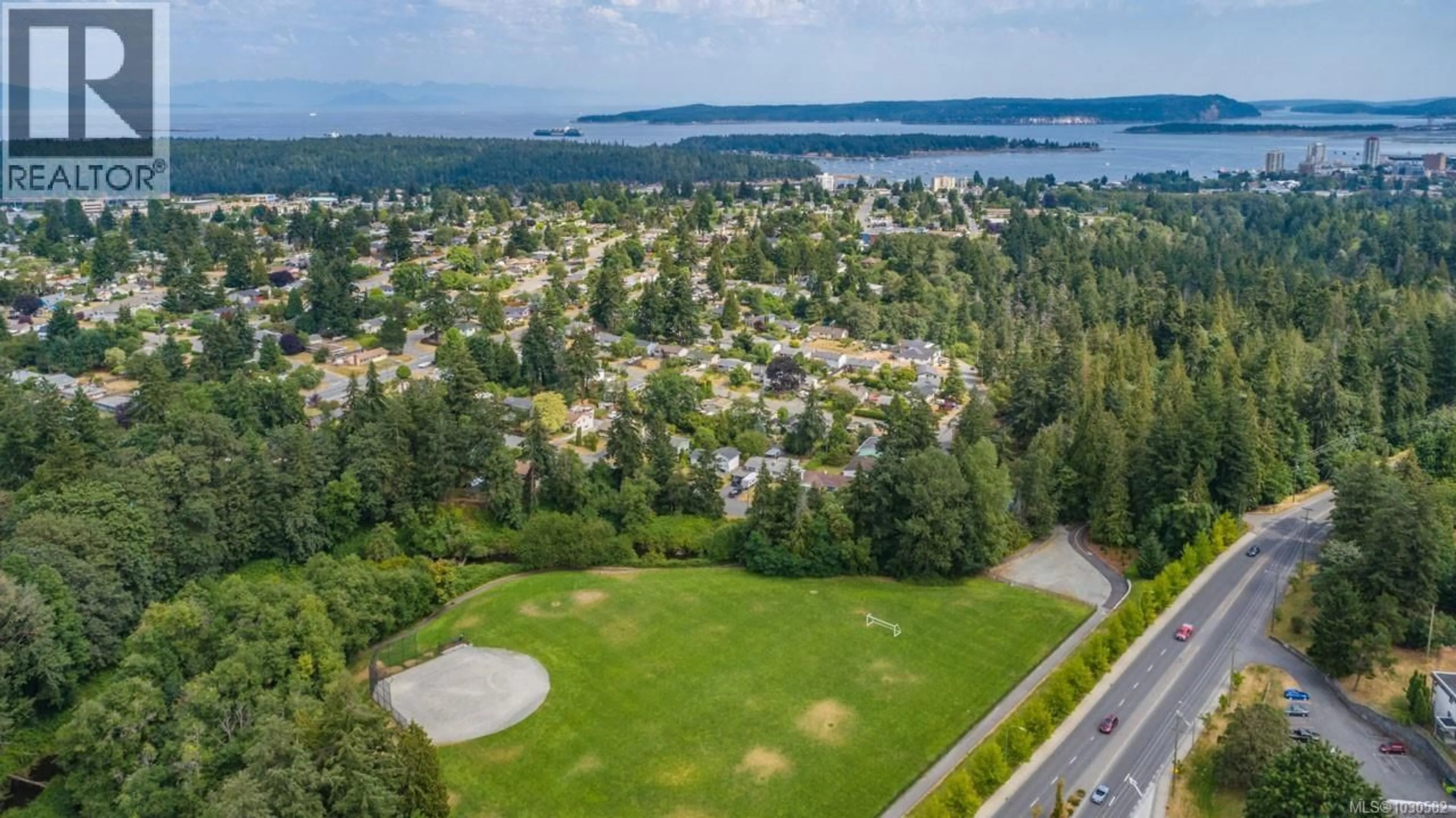 A pic from outside/outdoor area/front of a property/back of a property/a pic from drone, water/lake/river/ocean view for 1102 - 1097 BOWEN ROAD, Nanaimo British Columbia V9R2A4