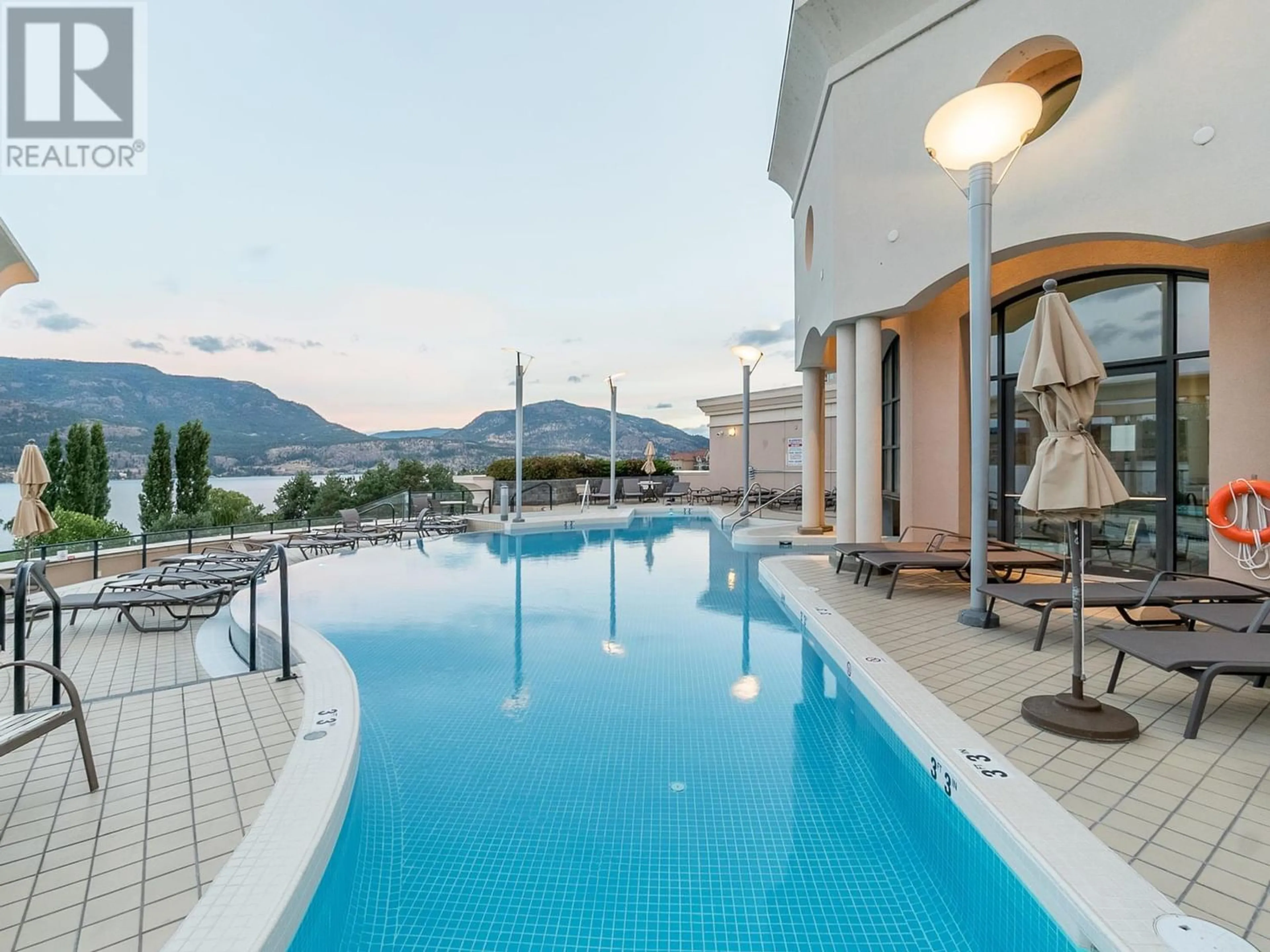 Indoor or outdoor pool for 1288 Water Street Unit# 450, Kelowna British Columbia V1Y9P3