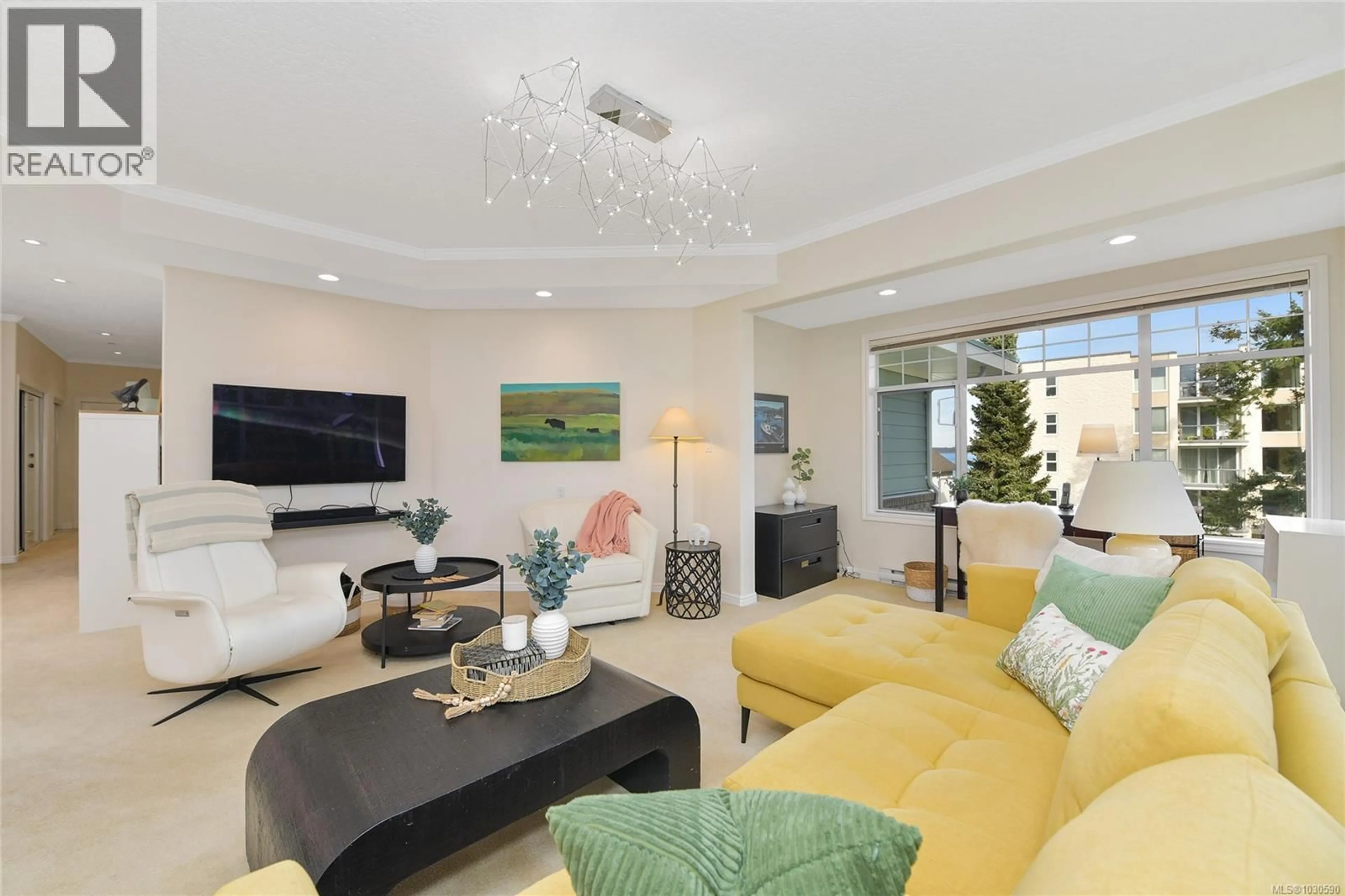 Living room with furniture, unknown for 302 - 9870 SECOND STREET, Sidney British Columbia V8L3Y6