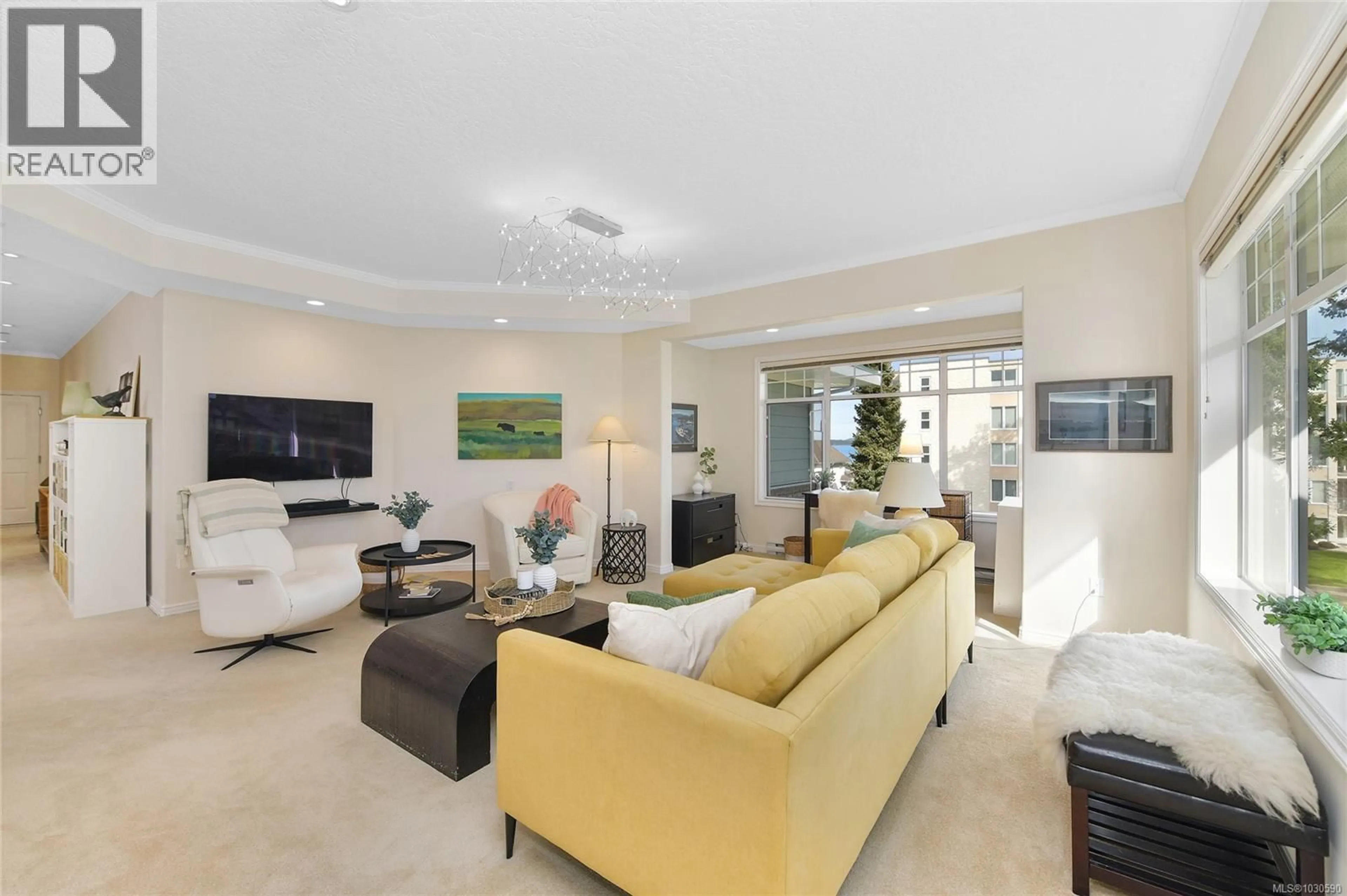 Living room with furniture, unknown for 302 - 9870 SECOND STREET, Sidney British Columbia V8L3Y6