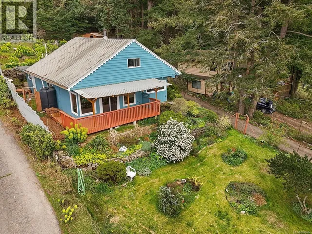 279 WOOD DALE DRIVE, Mayne Island 4