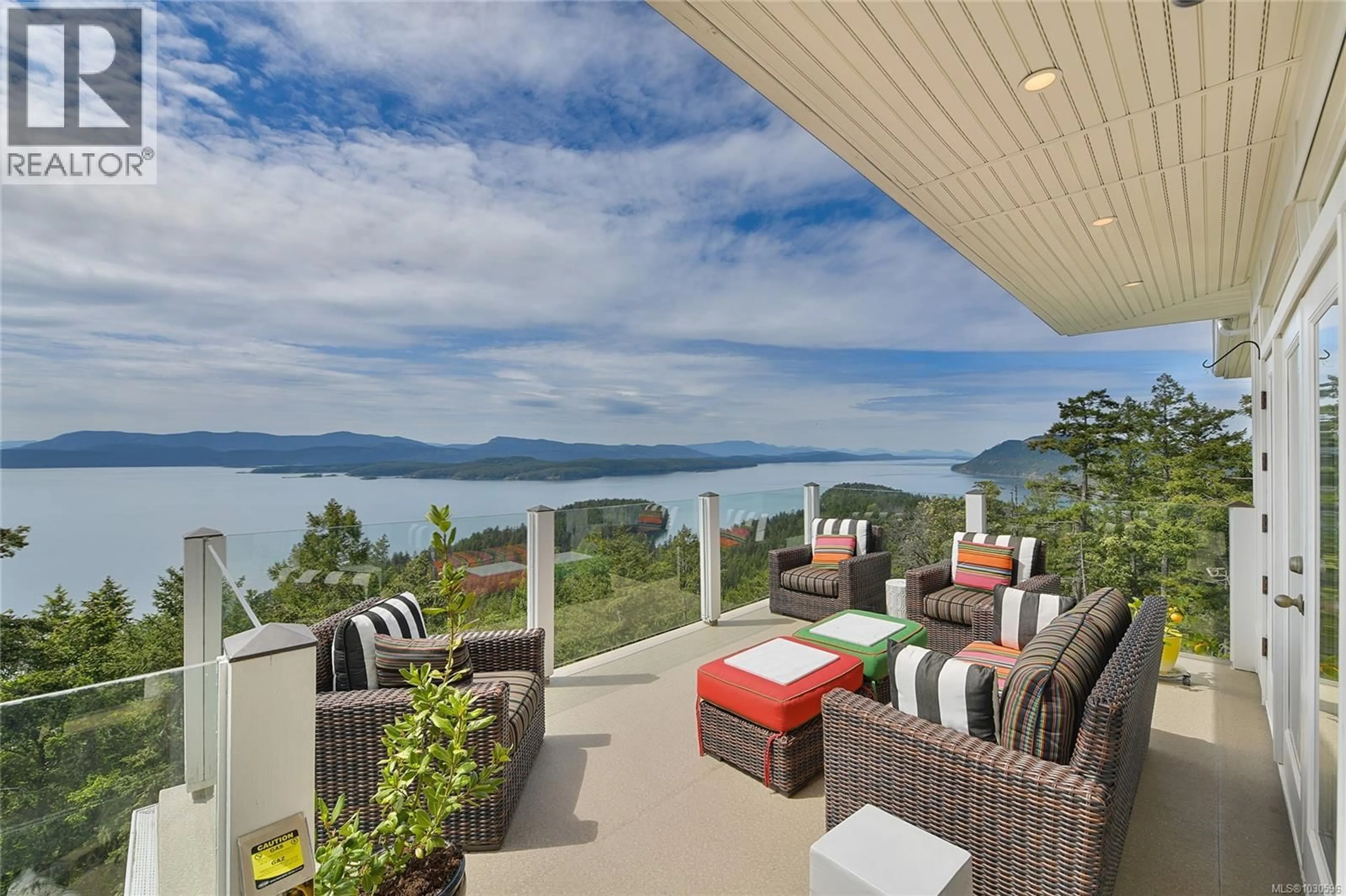Patio, water/lake/river/ocean view for 356 EAST WEST ROAD, Mayne Island British Columbia V0N2J2