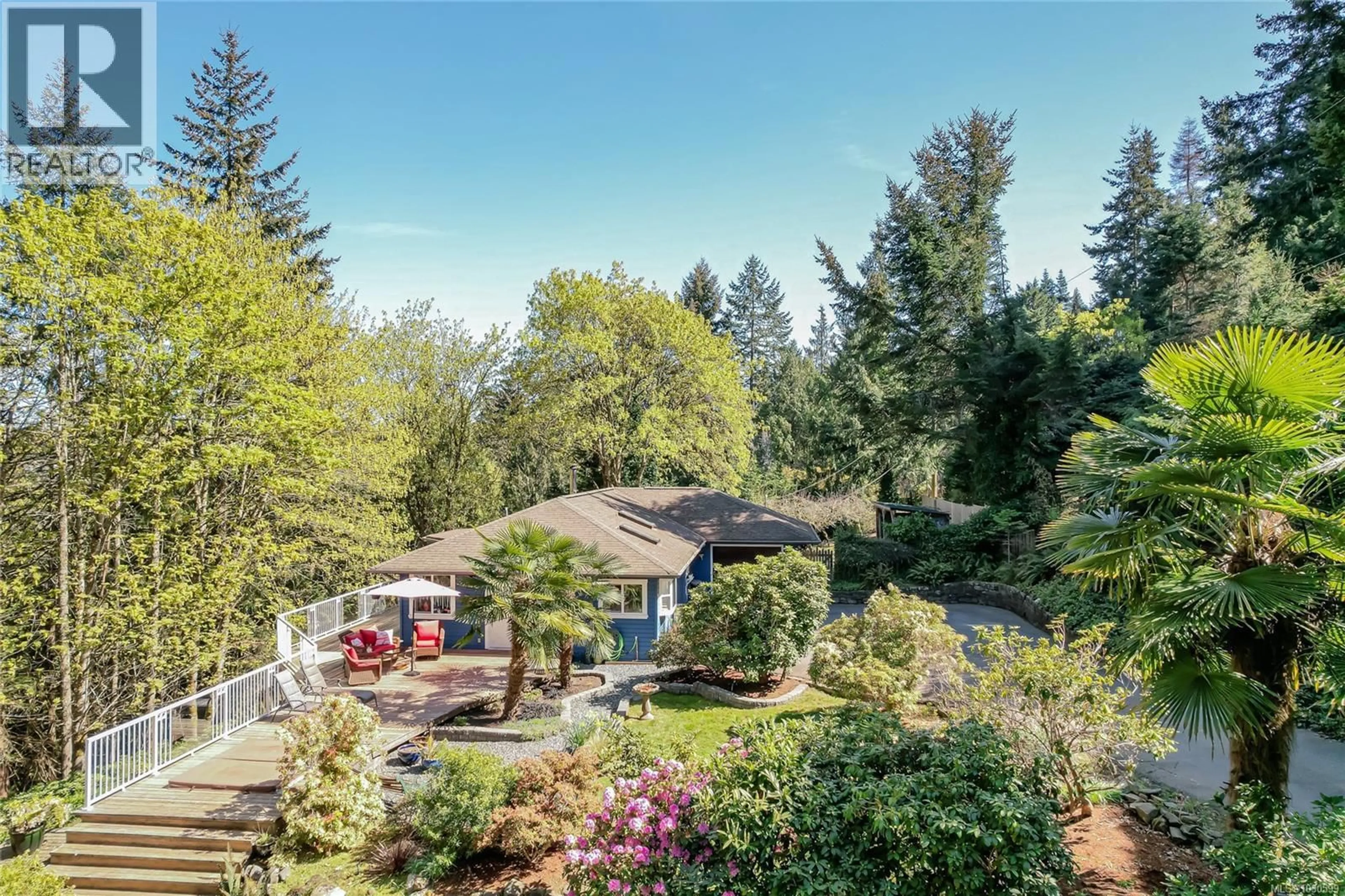 A pic from outside/outdoor area/front of a property/back of a property/a pic from drone, unknown for 170 WOODLAND DRIVE, Salt Spring British Columbia V8K1K2