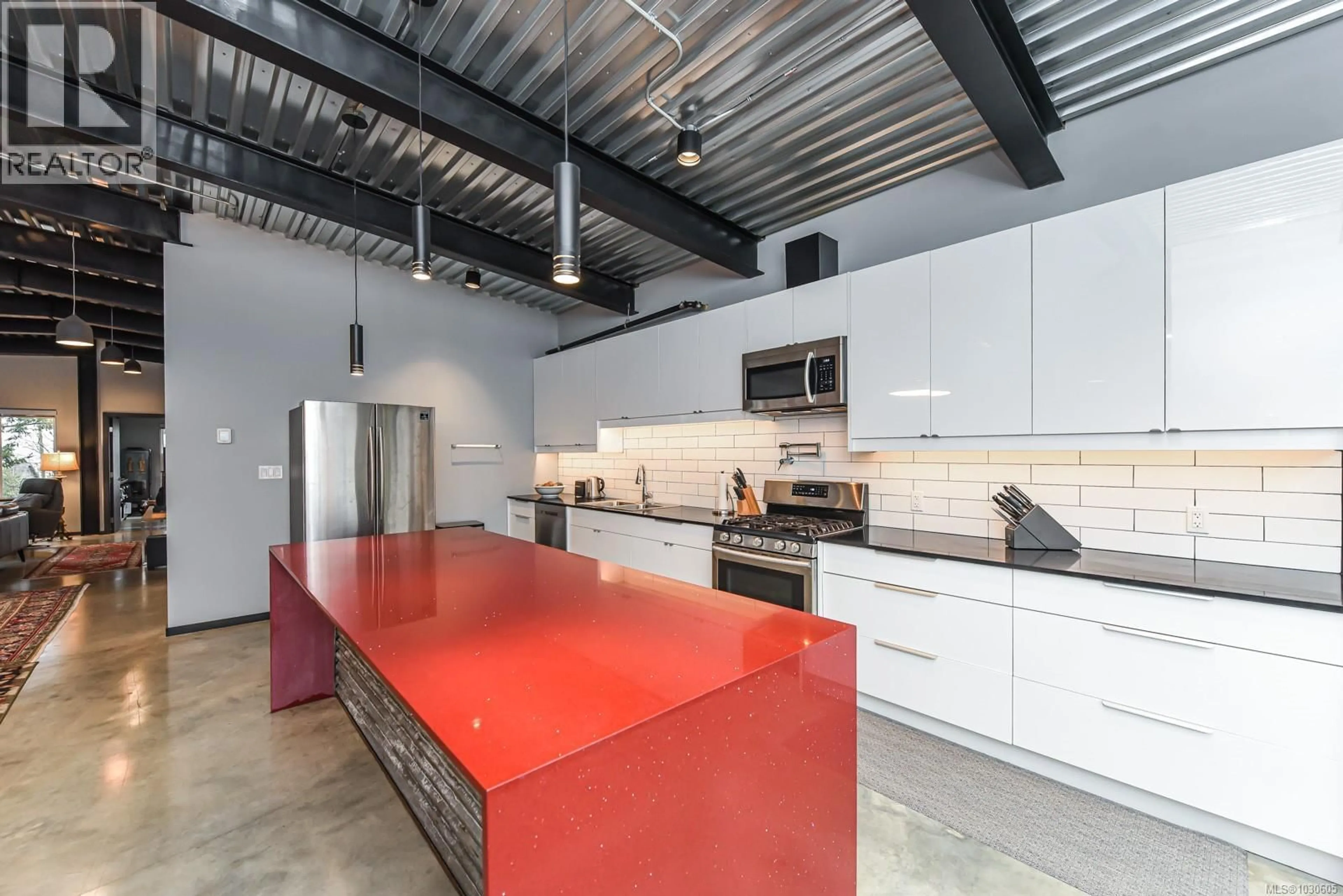 Unknown for 3855-3857 WARREN AVENUE, Royston British Columbia V0R2V0