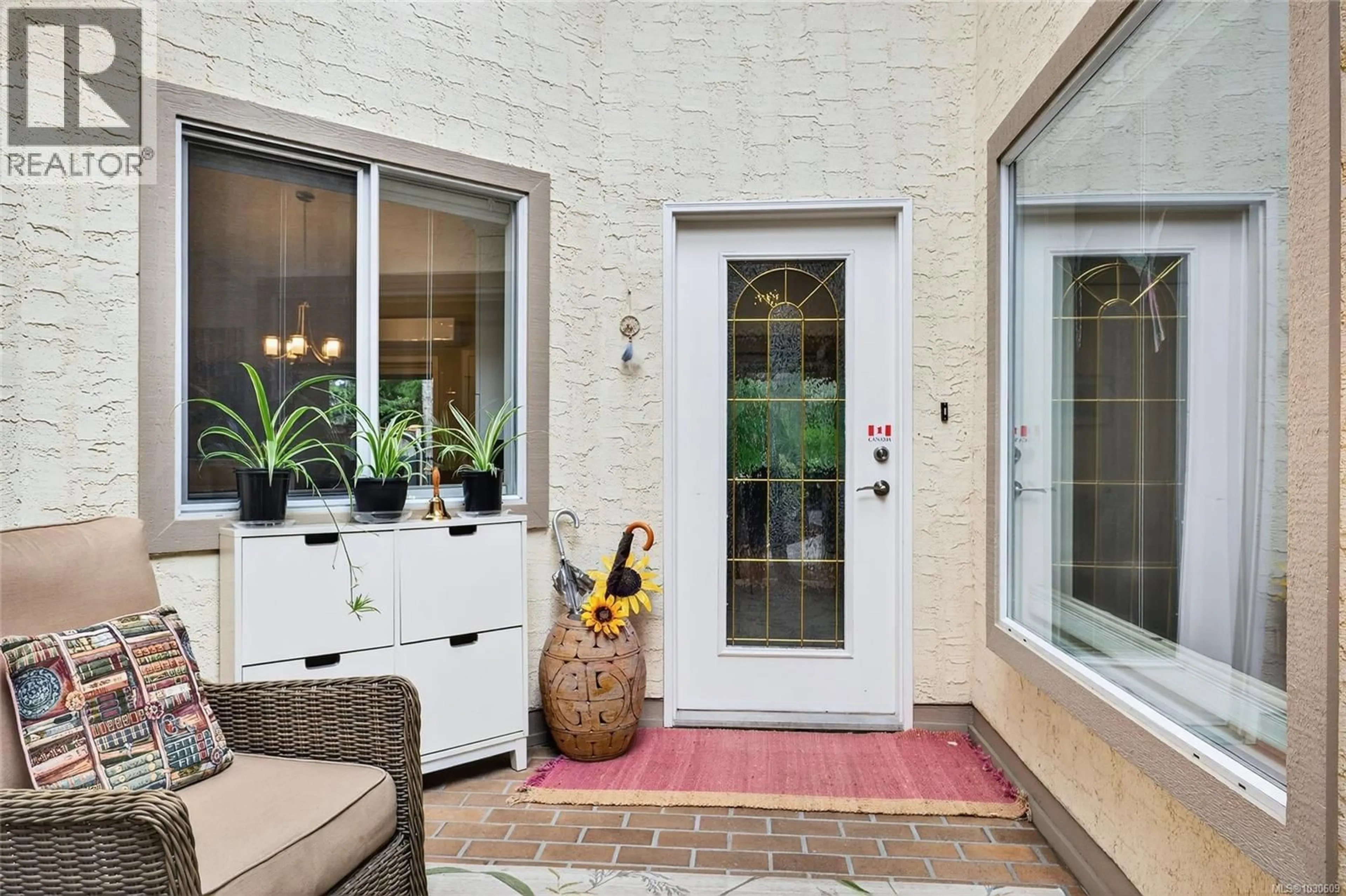 Patio, street for 2 - 885 BERWICK ROAD SOUTH, Qualicum Beach British Columbia V9K1N7