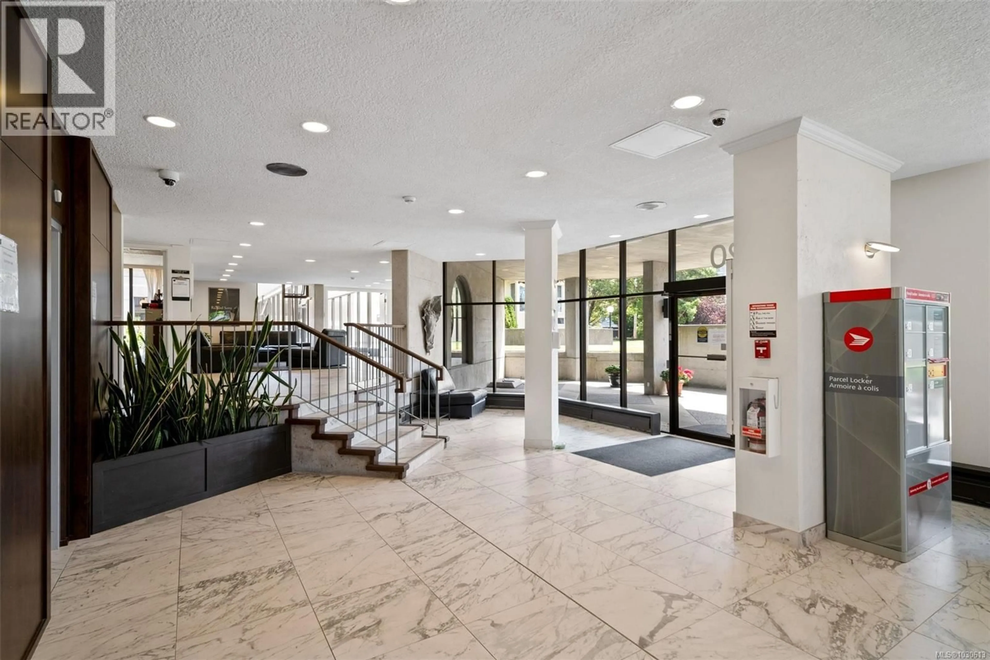 Lobby for 1010 - 620 TORONTO STREET, Victoria British Columbia V8V1P7