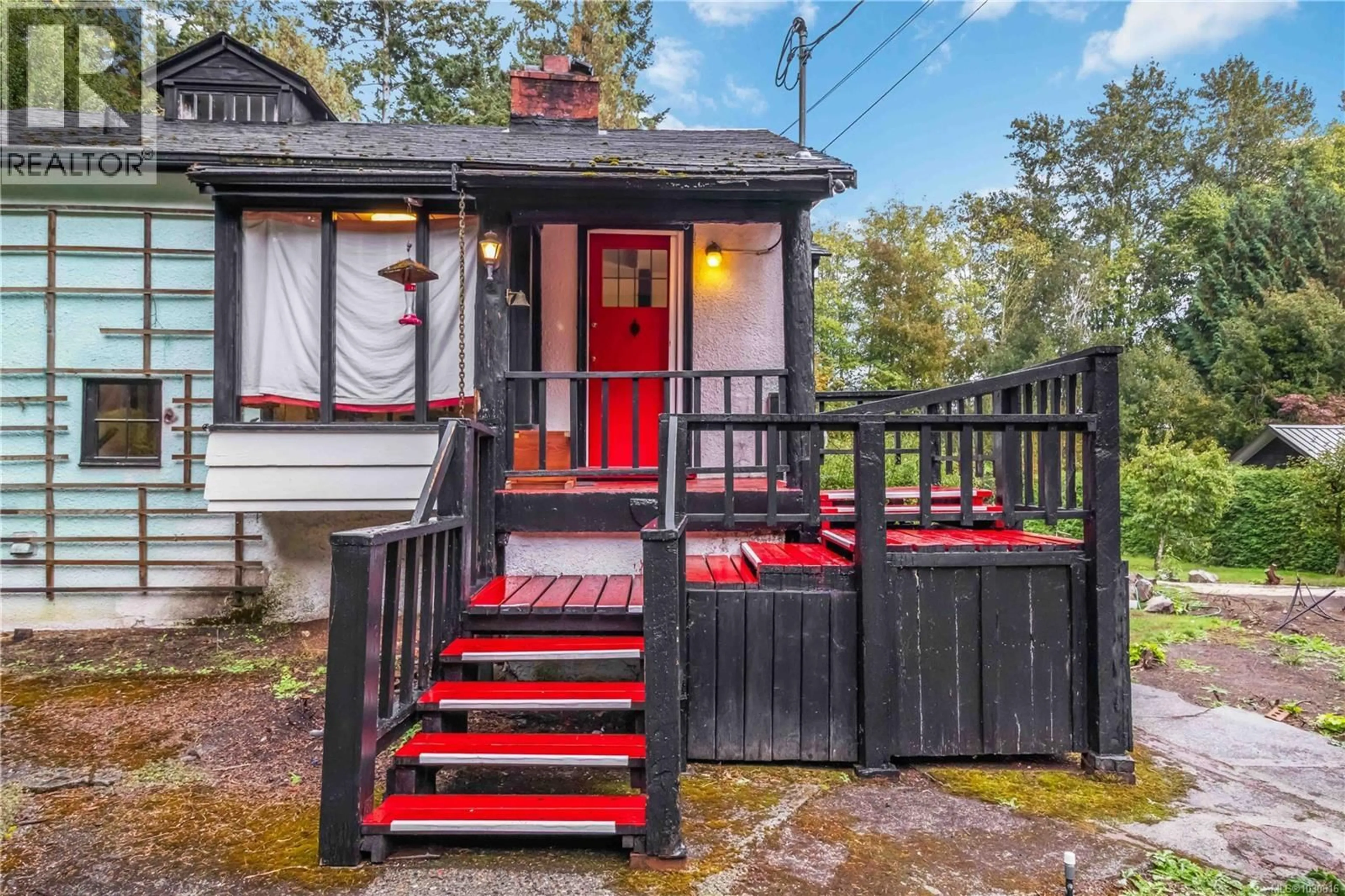 Patio, street for 5447 FOWLER ROAD, Saanich British Columbia V8Y1Y4