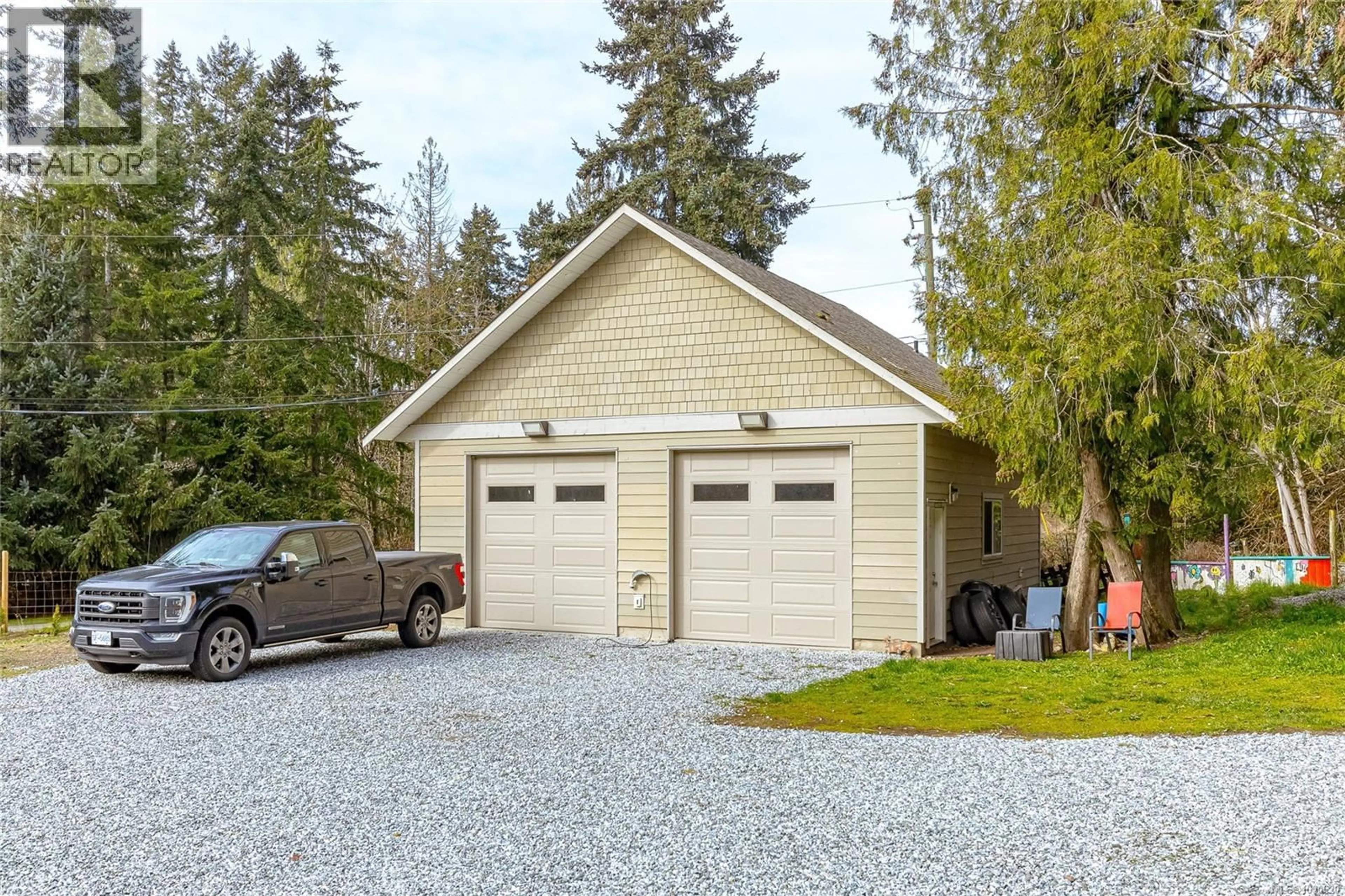 Indoor garage for 1383 CARLTON DRIVE, Cobble Hill British Columbia V8H0B7