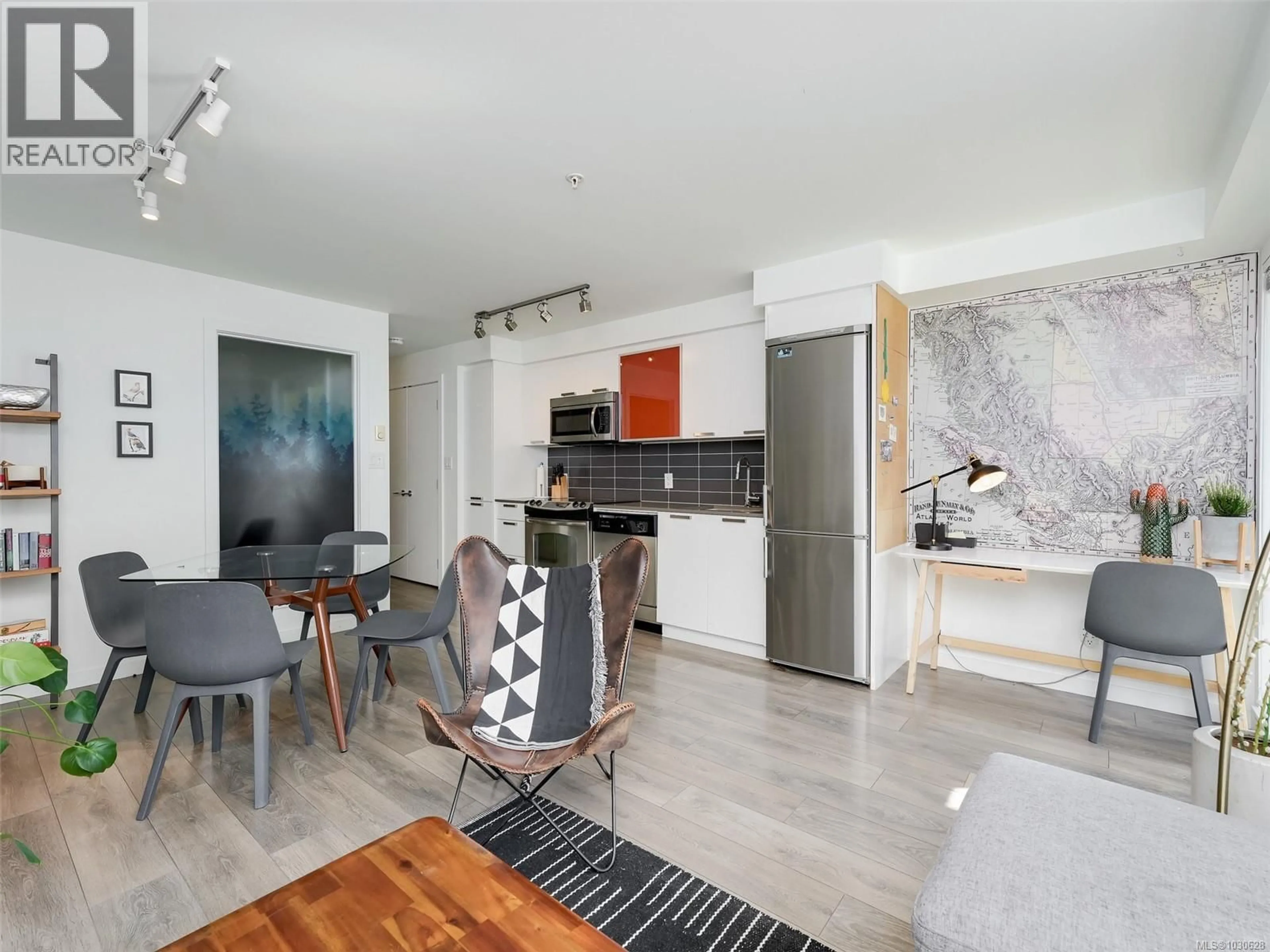 Open concept kitchen, unknown for 215 - 517 FISGARD STREET, Victoria British Columbia V8W0C5