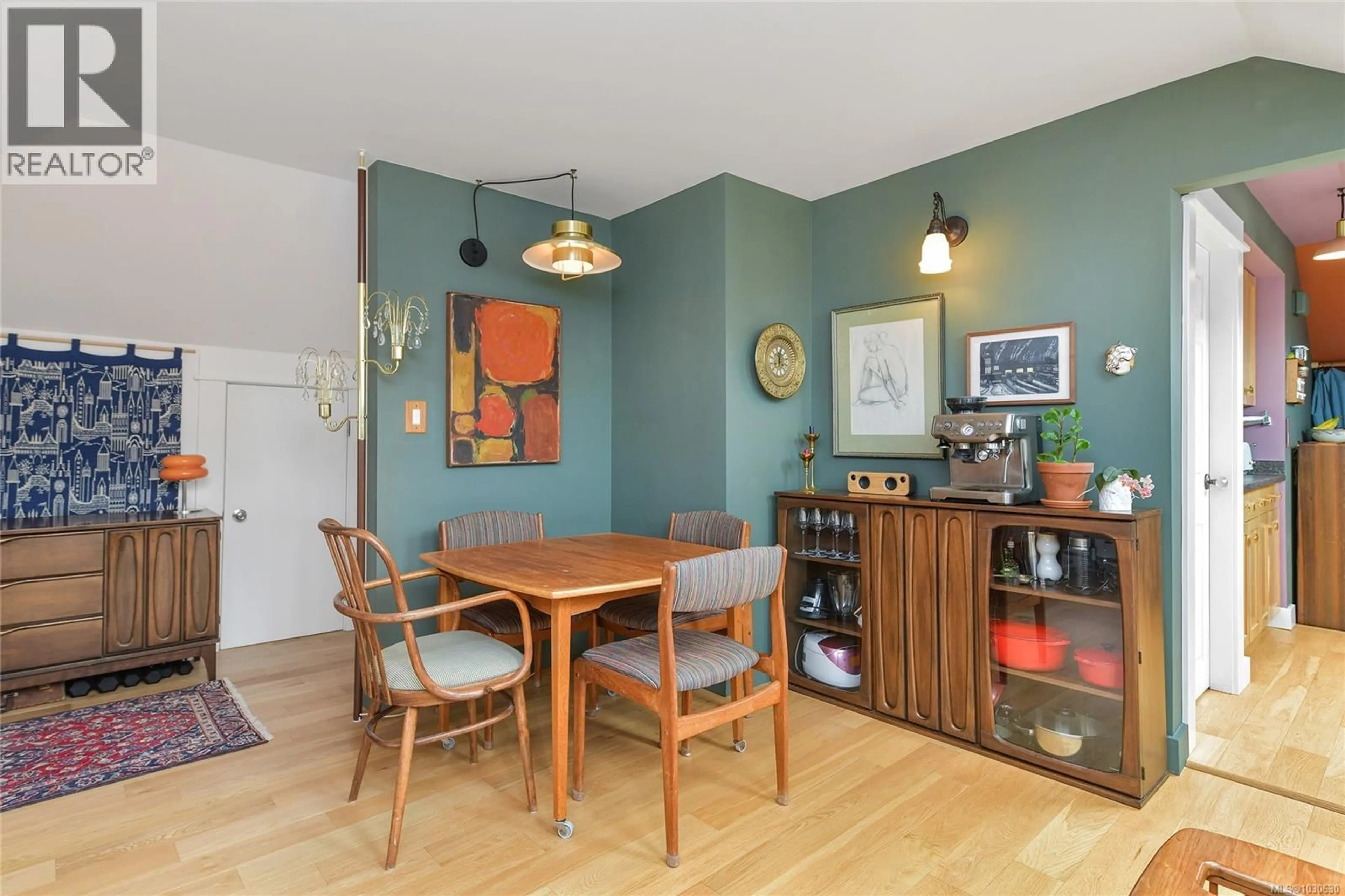 Dining room, unknown for 4 - 2109 CHAMBERS STREET, Victoria British Columbia V8T3L1