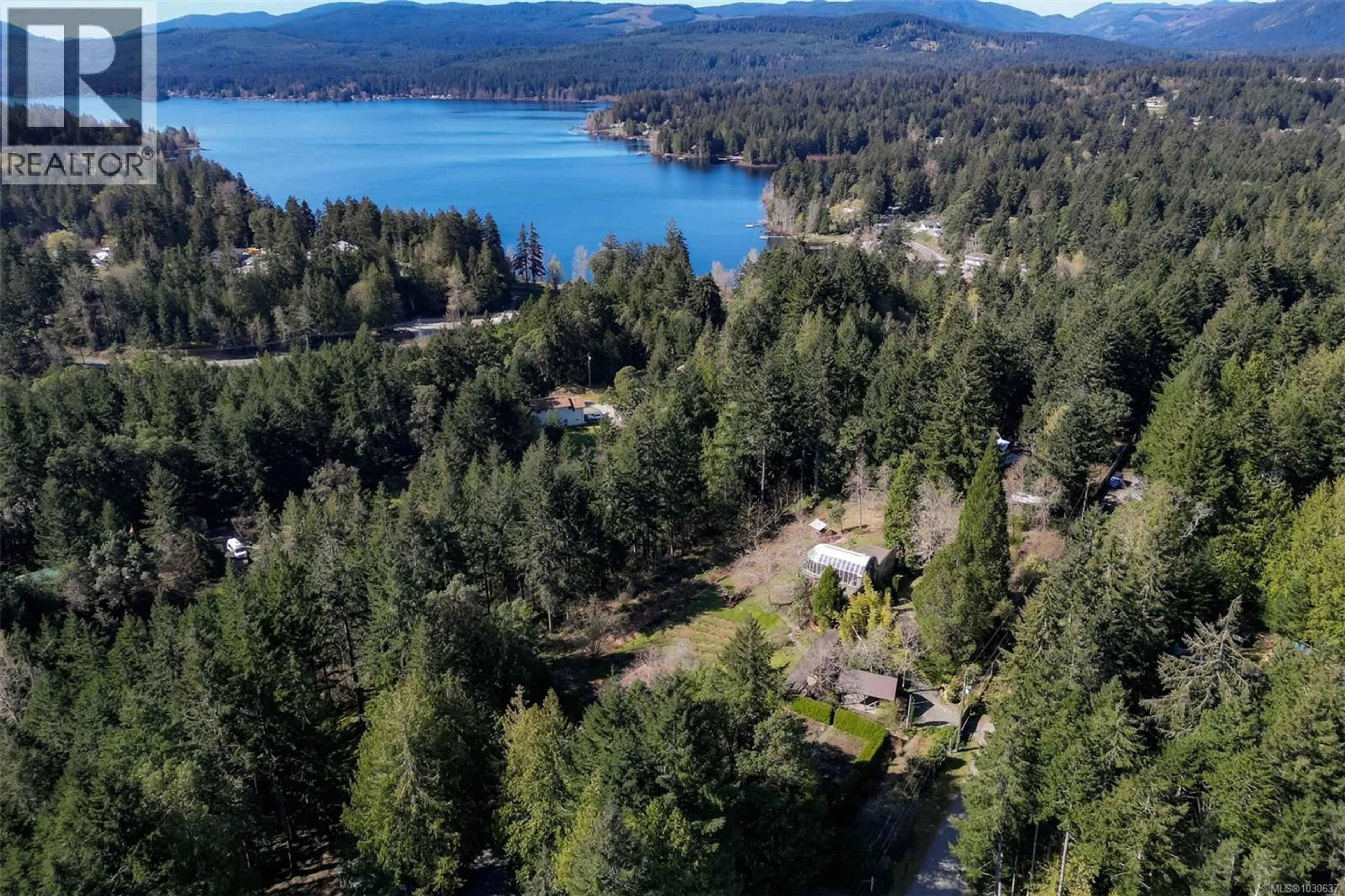 A pic from outside/outdoor area/front of a property/back of a property/a pic from drone, water/lake/river/ocean view for 1762 WOODEN ROAD, Shawnigan Lake British Columbia V8H2H4