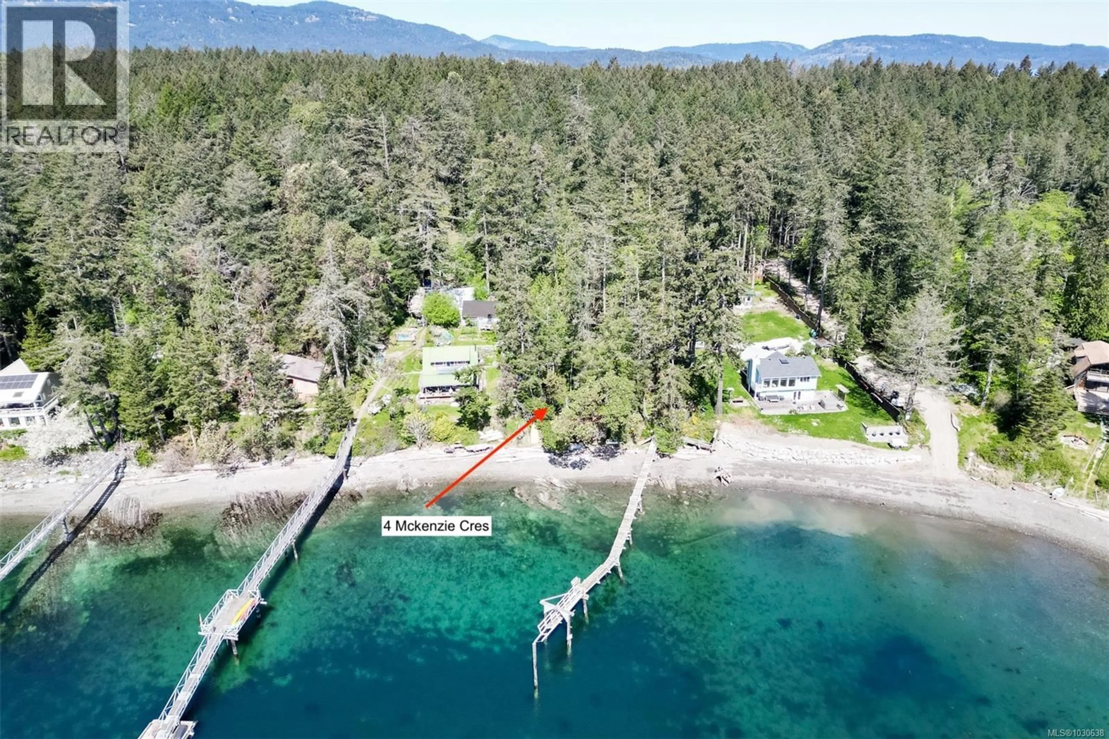 A pic from outside/outdoor area/front of a property/back of a property/a pic from drone, water/lake/river/ocean view for 4 MCKENZIE CRESCENT, Piers Island British Columbia V8L5Y7