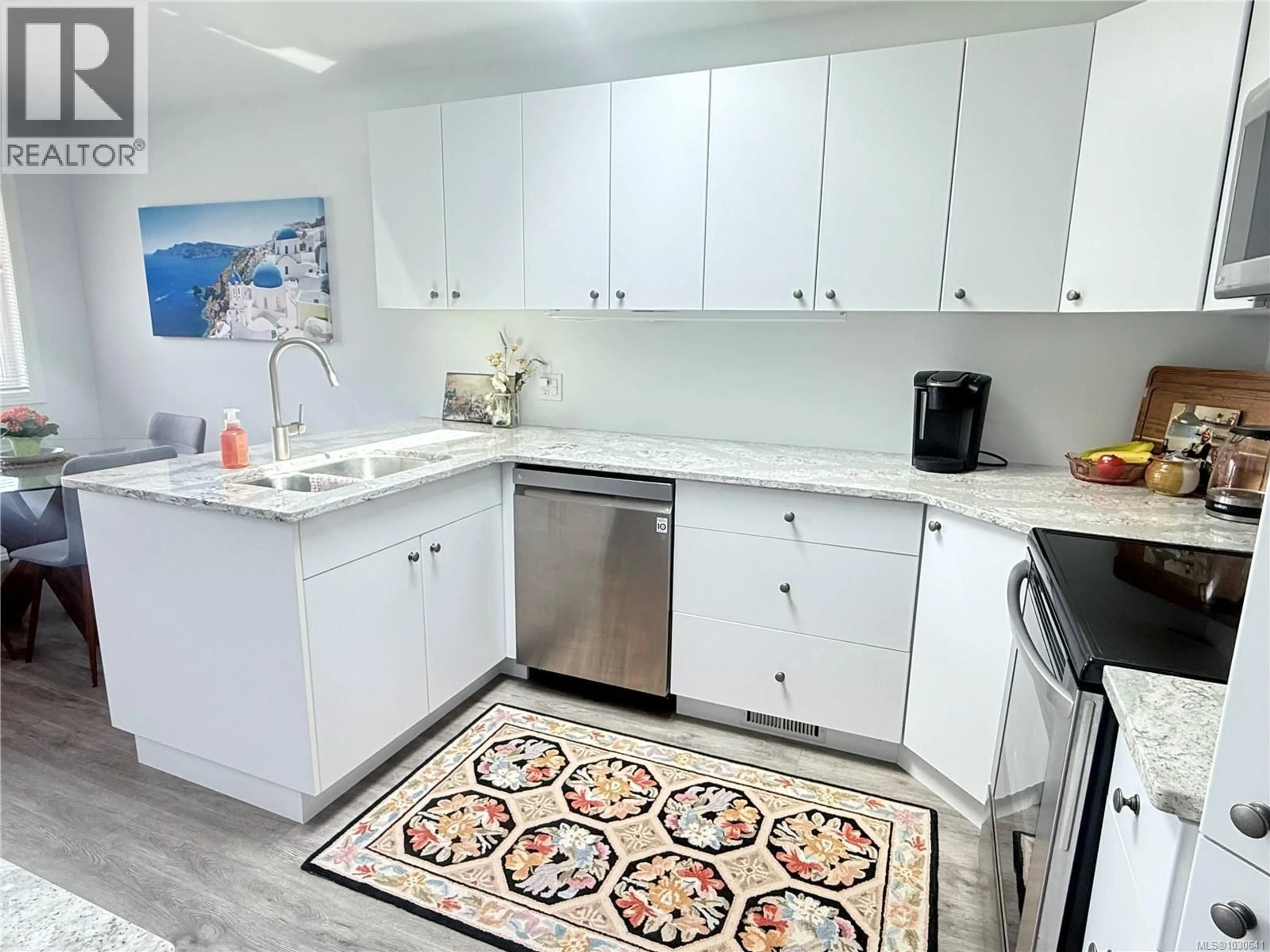 Standard kitchen, ceramic/tile floor for 4 - 6111 SAYWARD ROAD, Duncan British Columbia V9L5J4