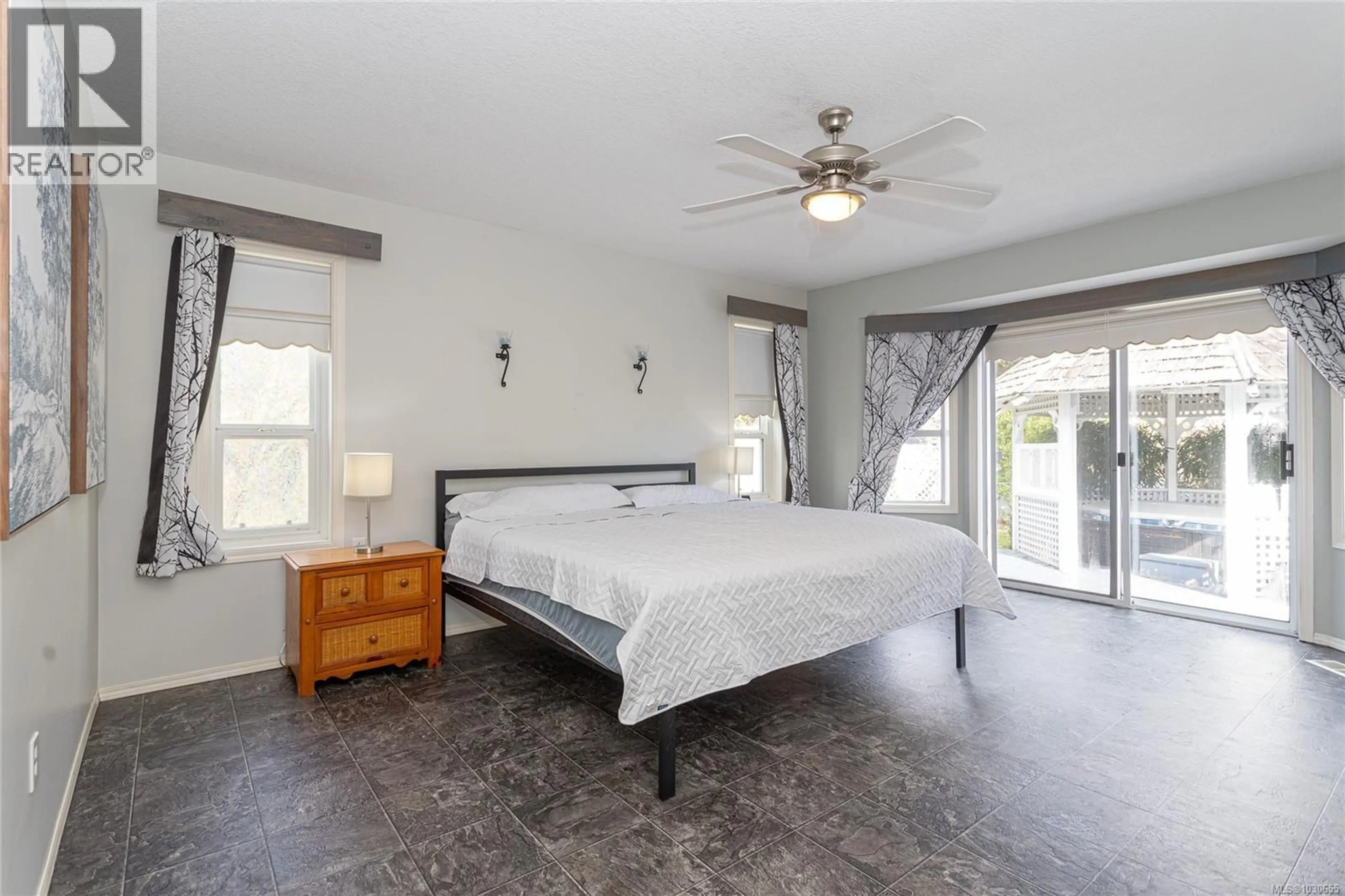 Bedroom with bed, unknown for 521 WILROSE PLACE, Ladysmith British Columbia V9G1B1