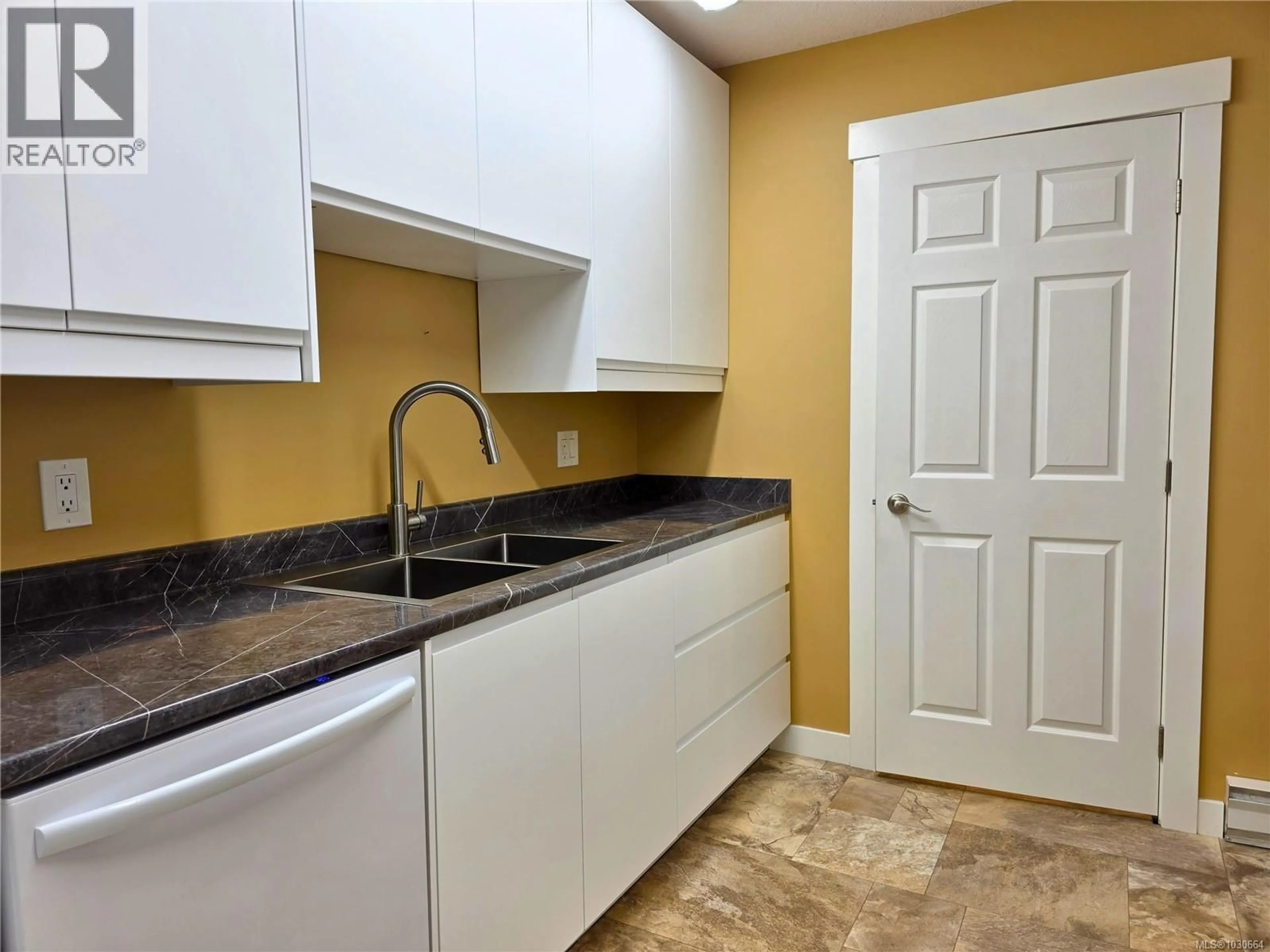 Standard kitchen, ceramic/tile floor for 23 - 2465 ORIOLE DRIVE, Nanaimo British Columbia V9T3P2