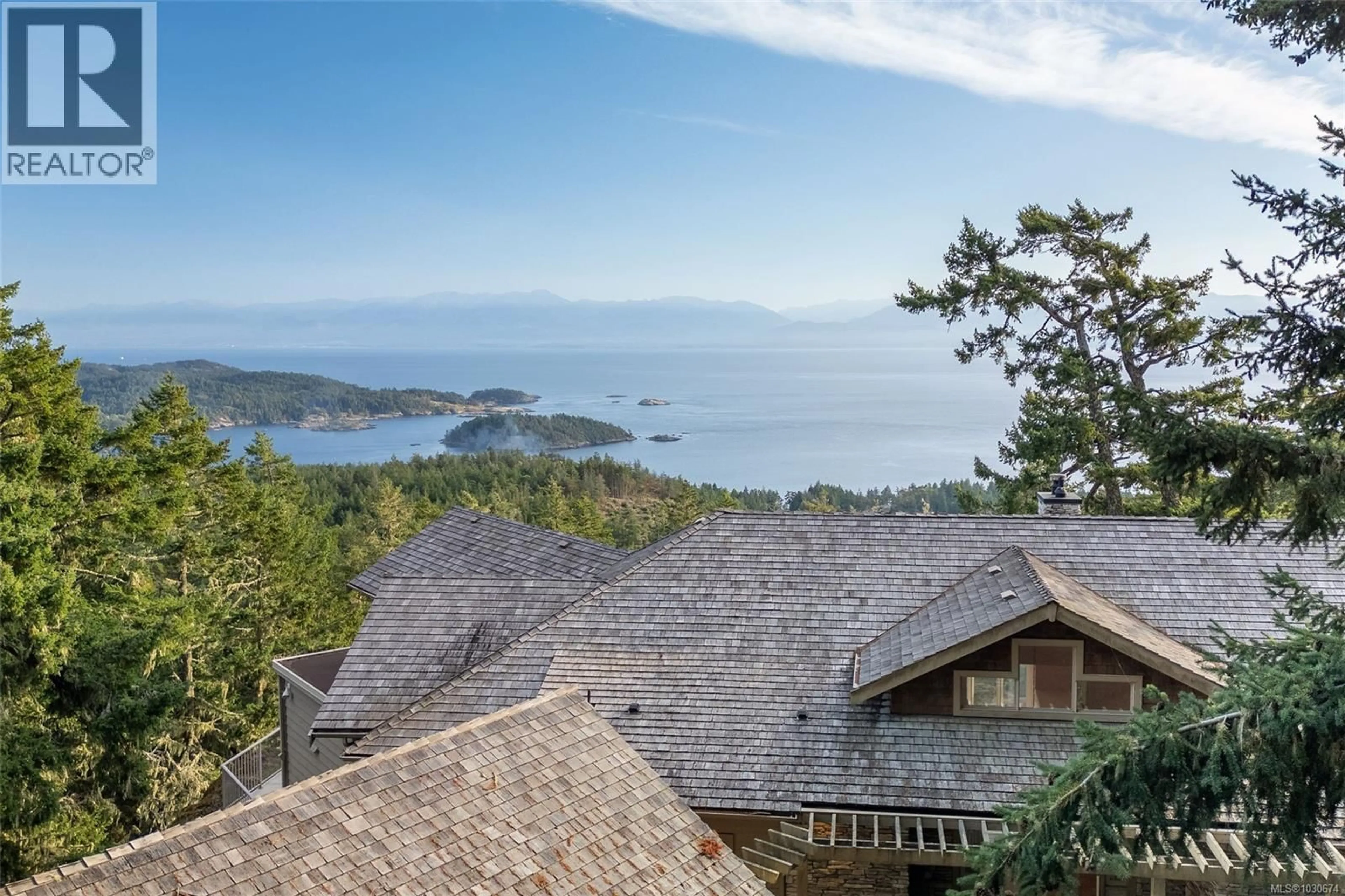A pic from outside/outdoor area/front of a property/back of a property/a pic from drone, water/lake/river/ocean view for 558 WILDERNESS PLACE, Sooke British Columbia V9Z1C4