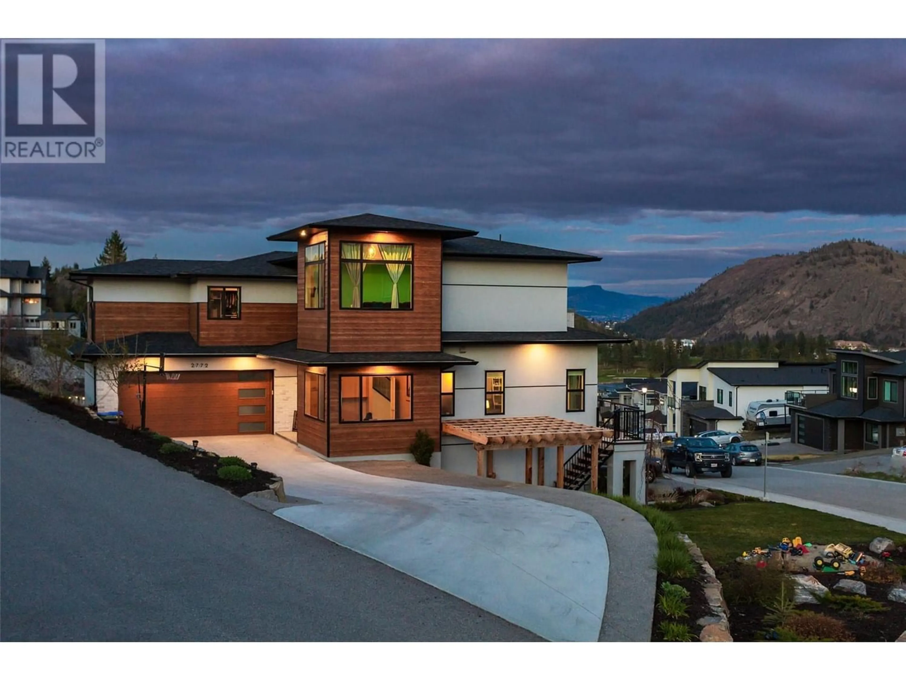 Frontside or backside of a home for 2772 Canyon Crest Drive, West Kelowna British Columbia V4T0E3