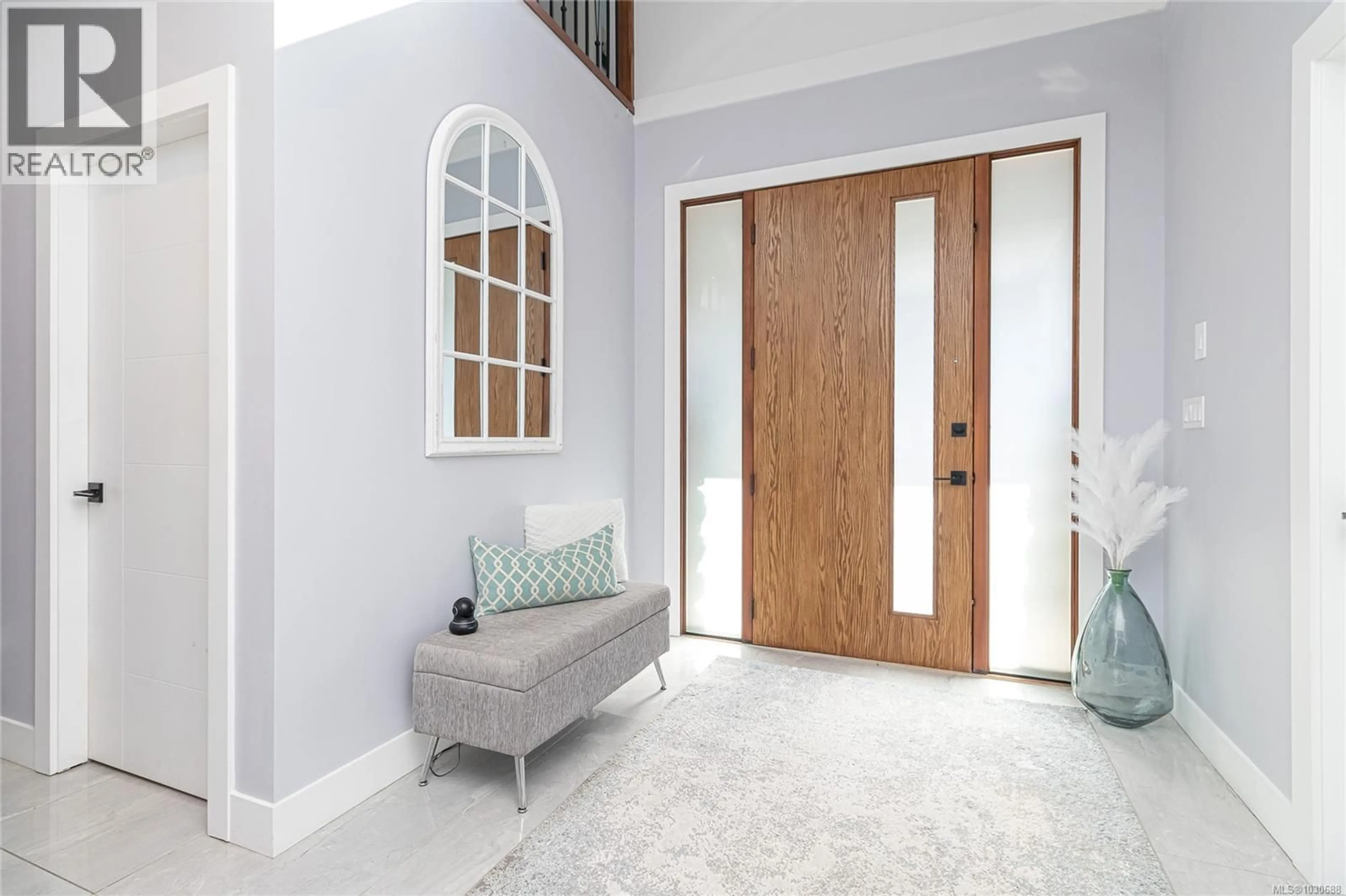 Indoor entryway for 3516 JOY CLOSE, Langford British Columbia V9C3A5