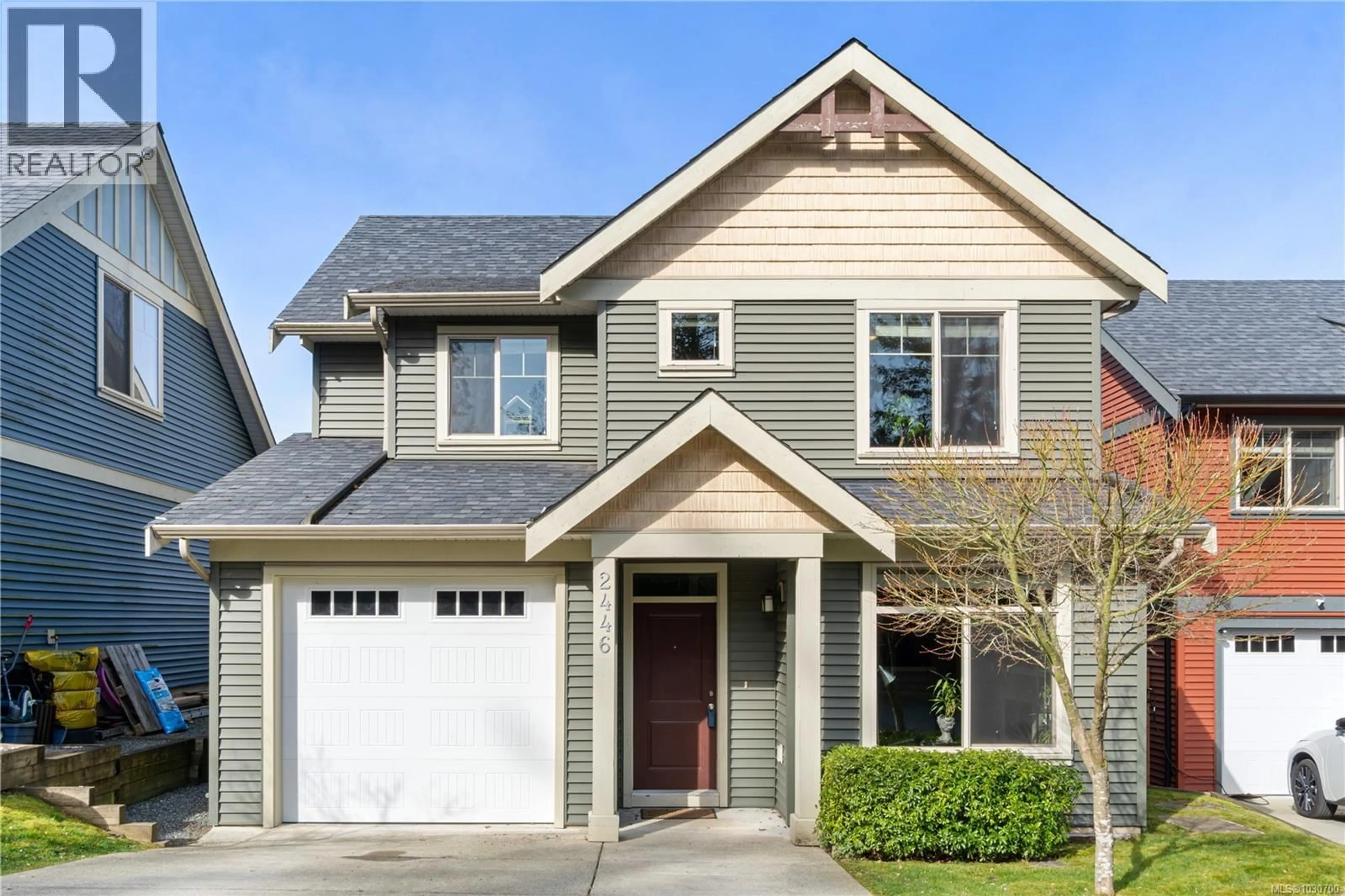 Home with vinyl exterior material, street for 2446 YORK CRESCENT, Nanaimo British Columbia V9T4N6