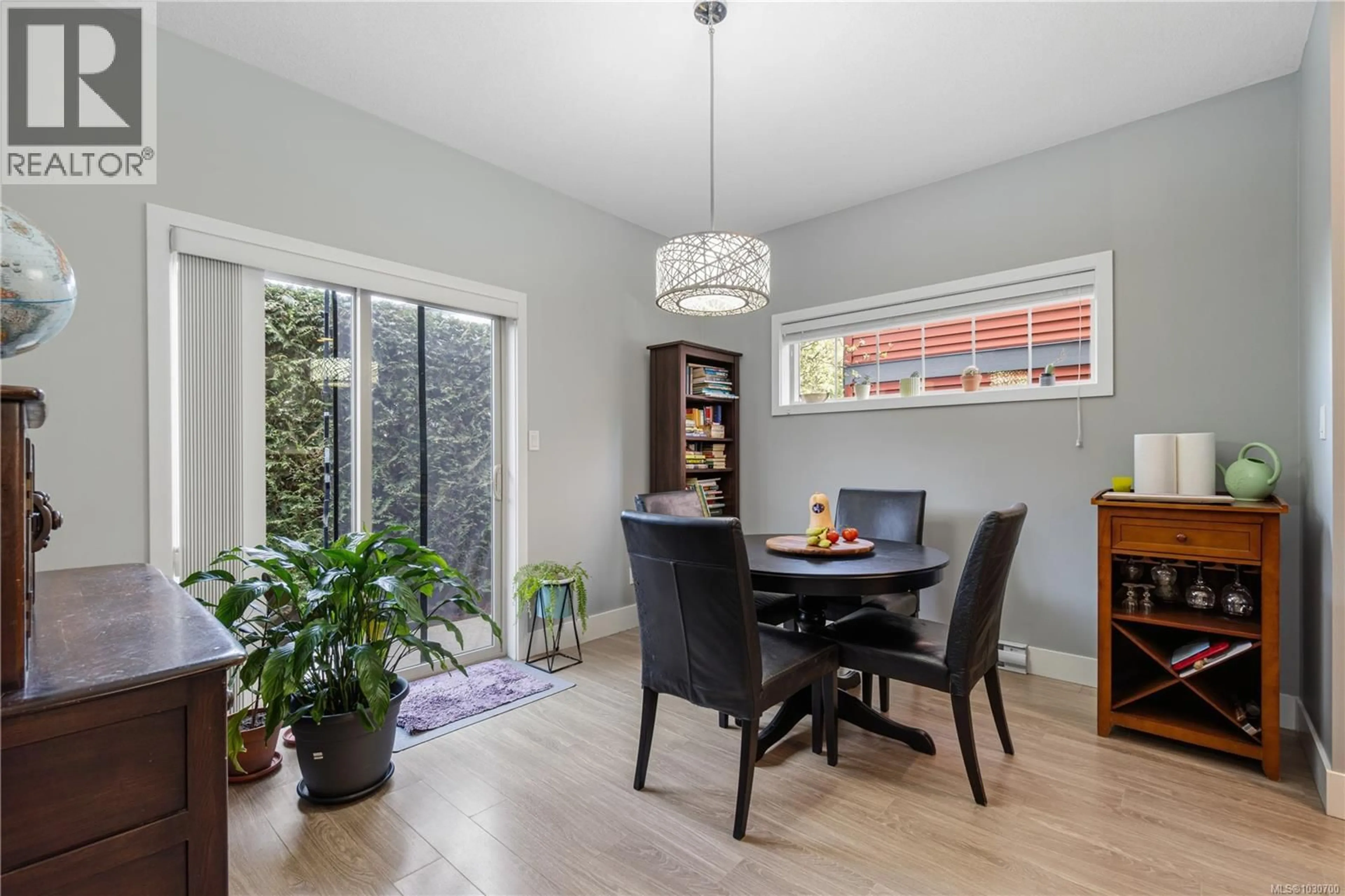 Dining room, unknown for 2446 YORK CRESCENT, Nanaimo British Columbia V9T4N6