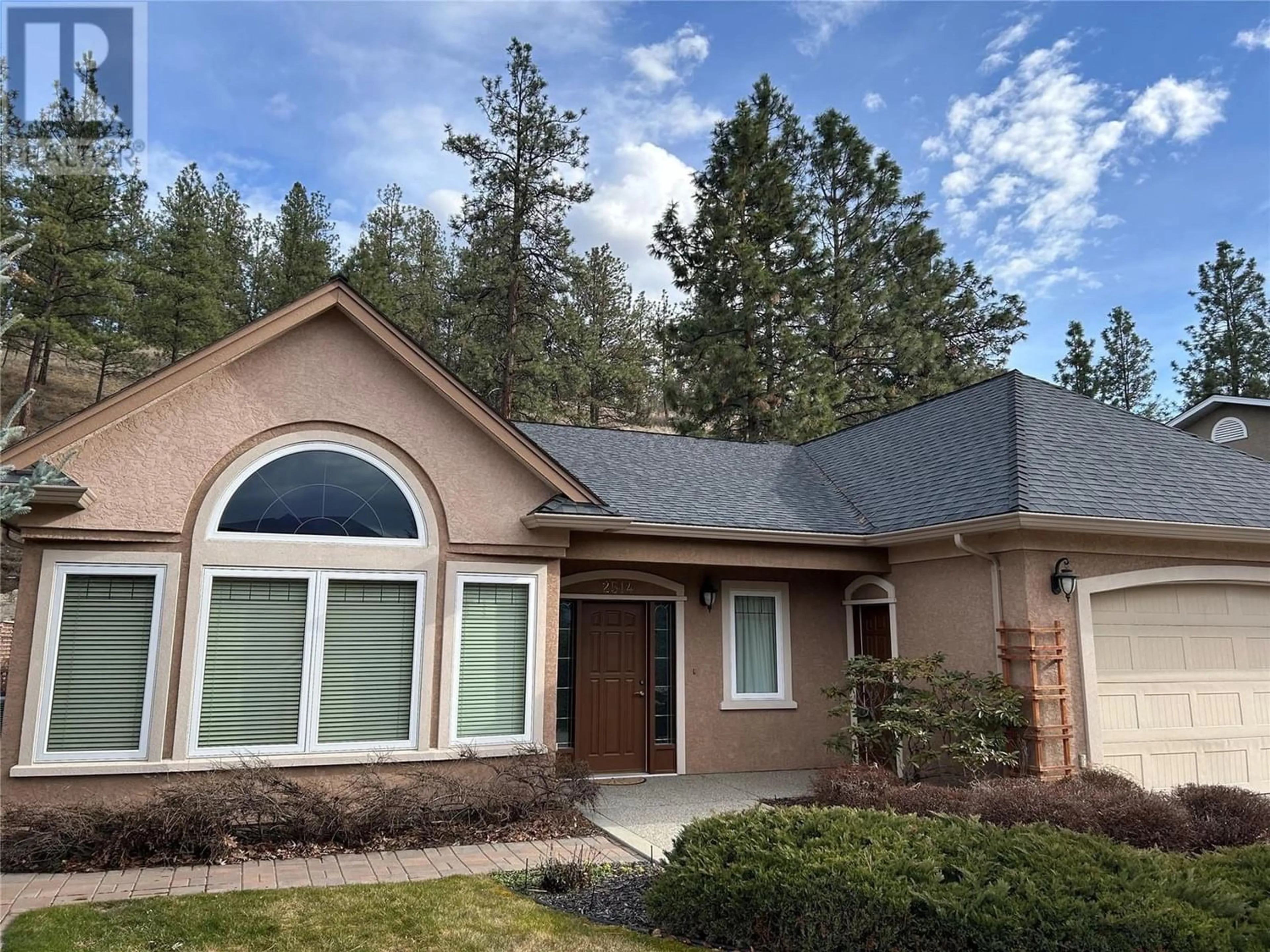 Home with vinyl exterior material for 2514 EVERGREEN Drive, Penticton British Columbia V2A7Y2