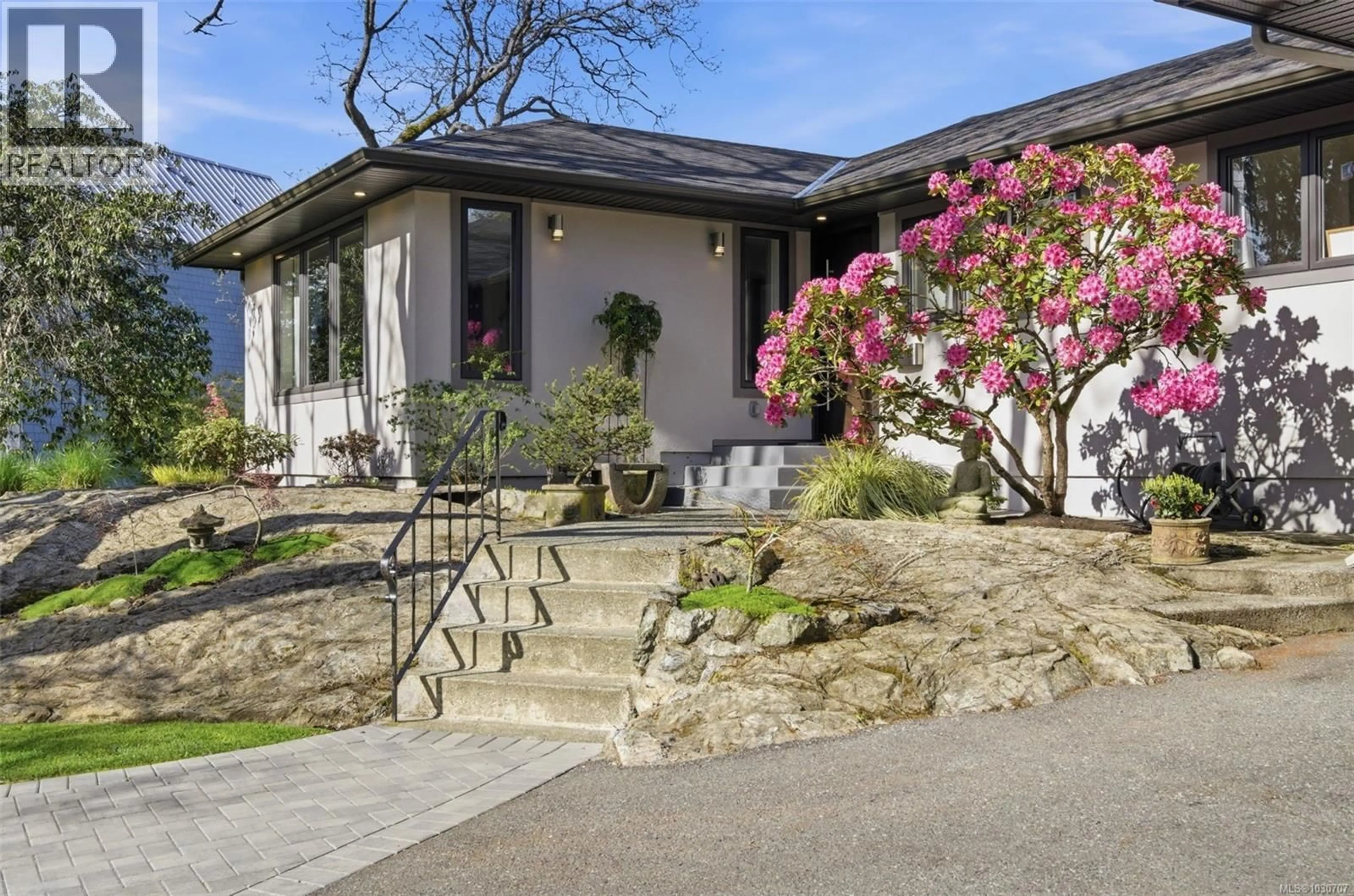 Home with brick exterior material, street for 910 FOUL BAY ROAD, Victoria British Columbia V8S4H8