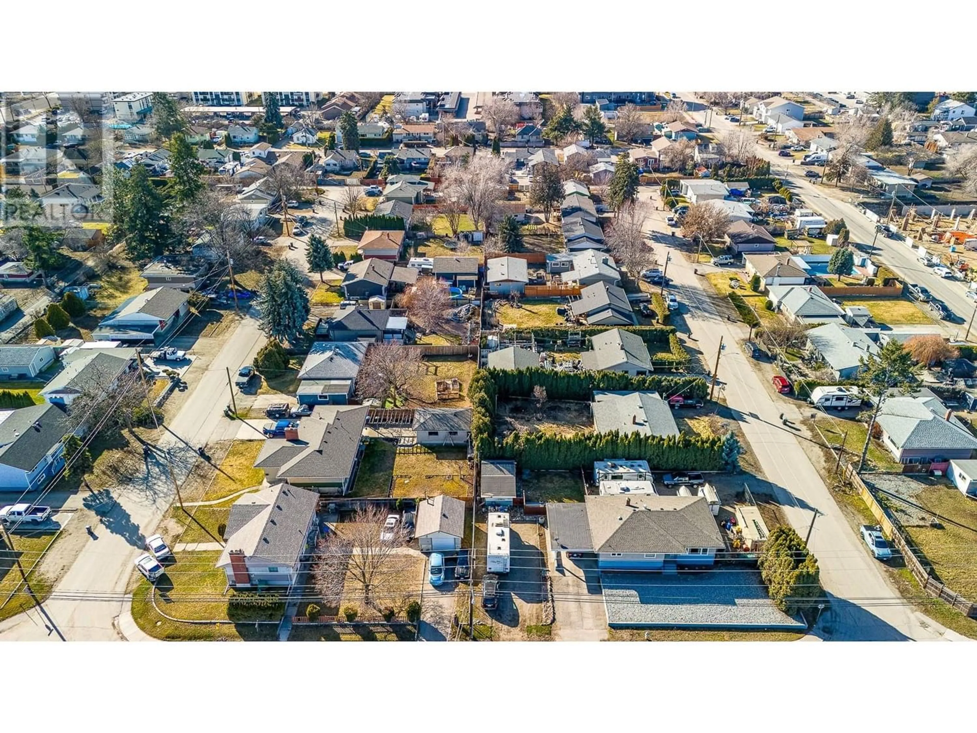 Frontside or backside of a home, the street view for 500 Donhauser Road, Kelowna British Columbia V1X3G1