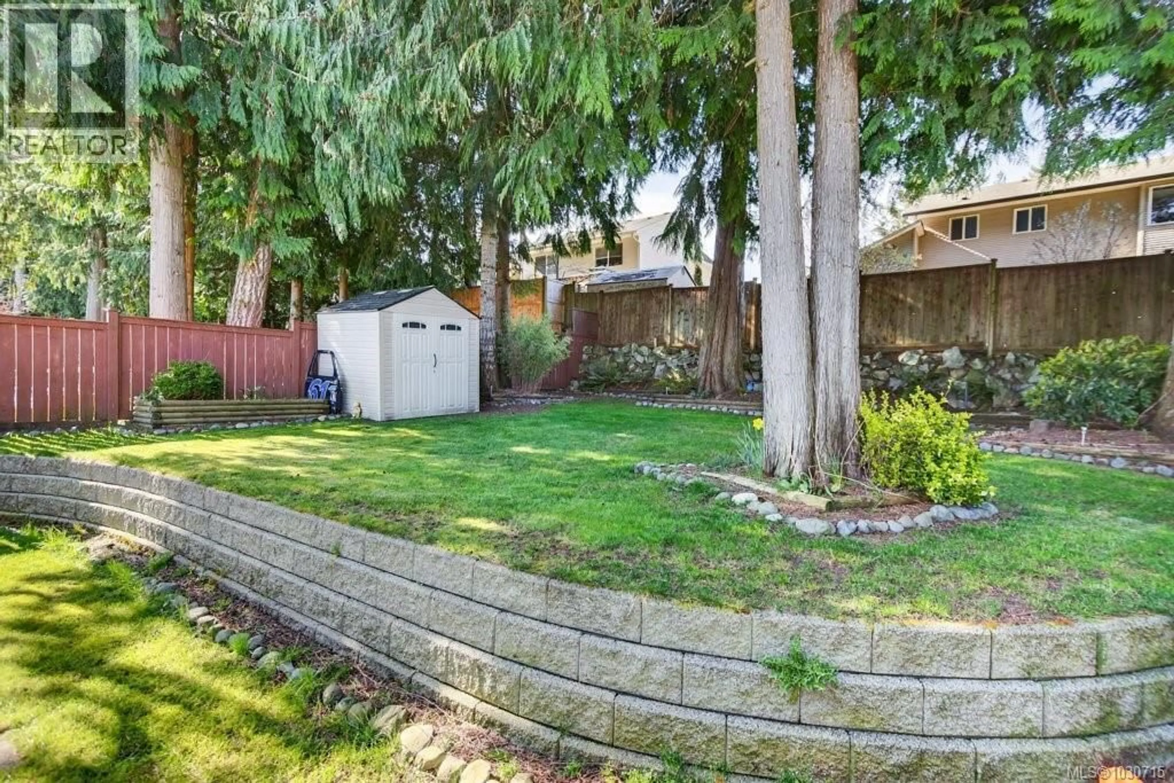 Patio, street for 4661 SALAL PLACE, Courtenay British Columbia V9N4A1