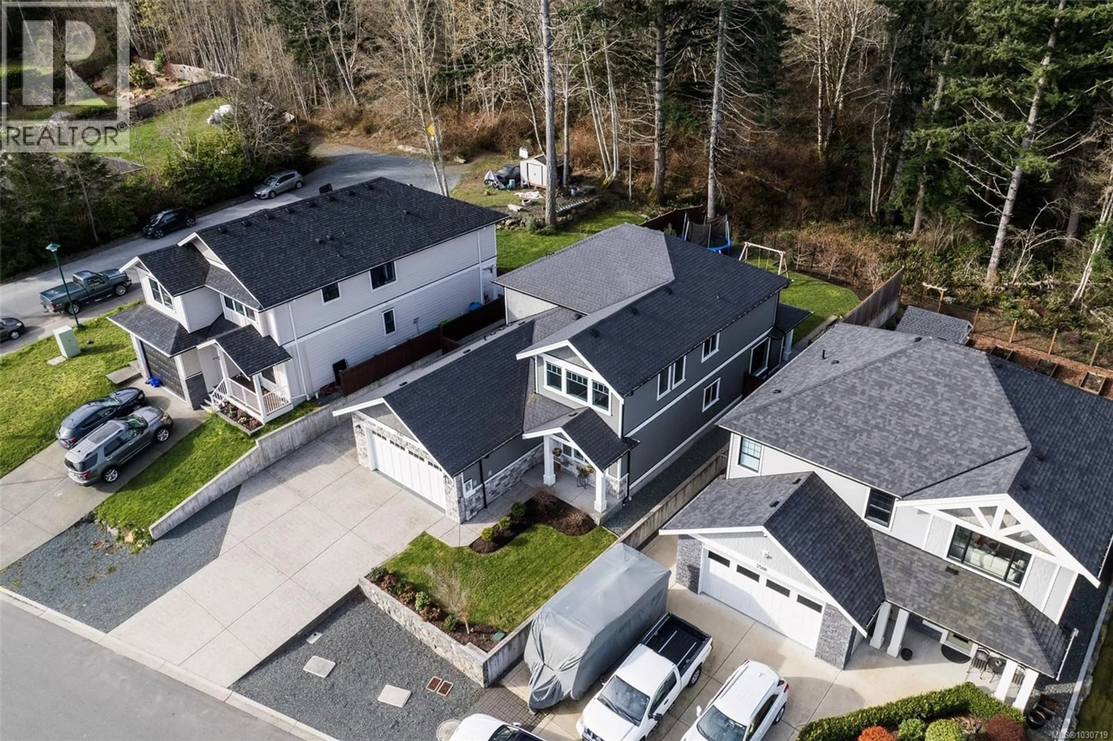 A pic from outside/outdoor area/front of a property/back of a property/a pic from drone, street for 2504 WEST TRAIL COURT, Sooke British Columbia V9Z1P3