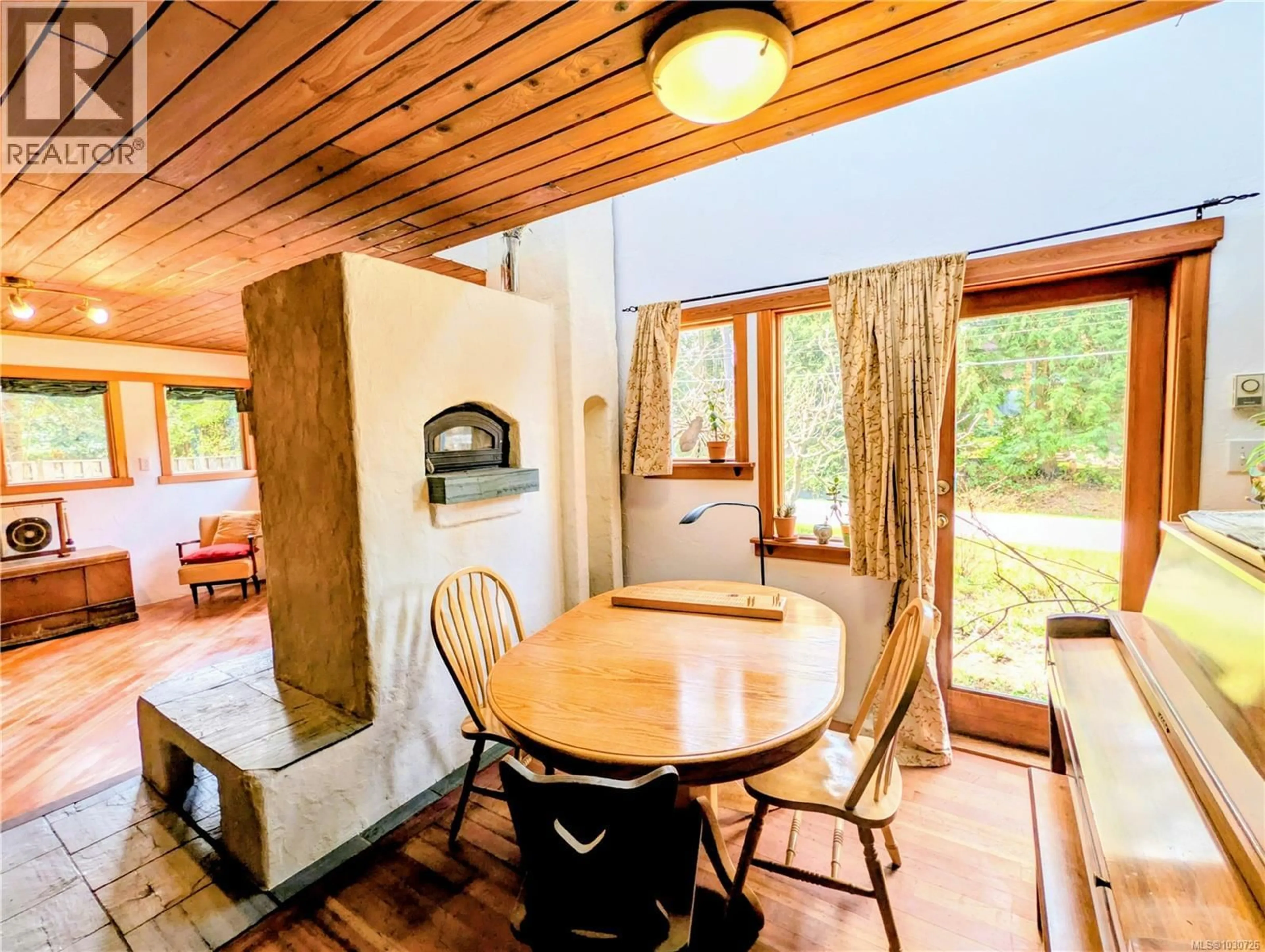 Dining room, unknown for 948 HARRISON WAY, Gabriola Island British Columbia V0R1X2