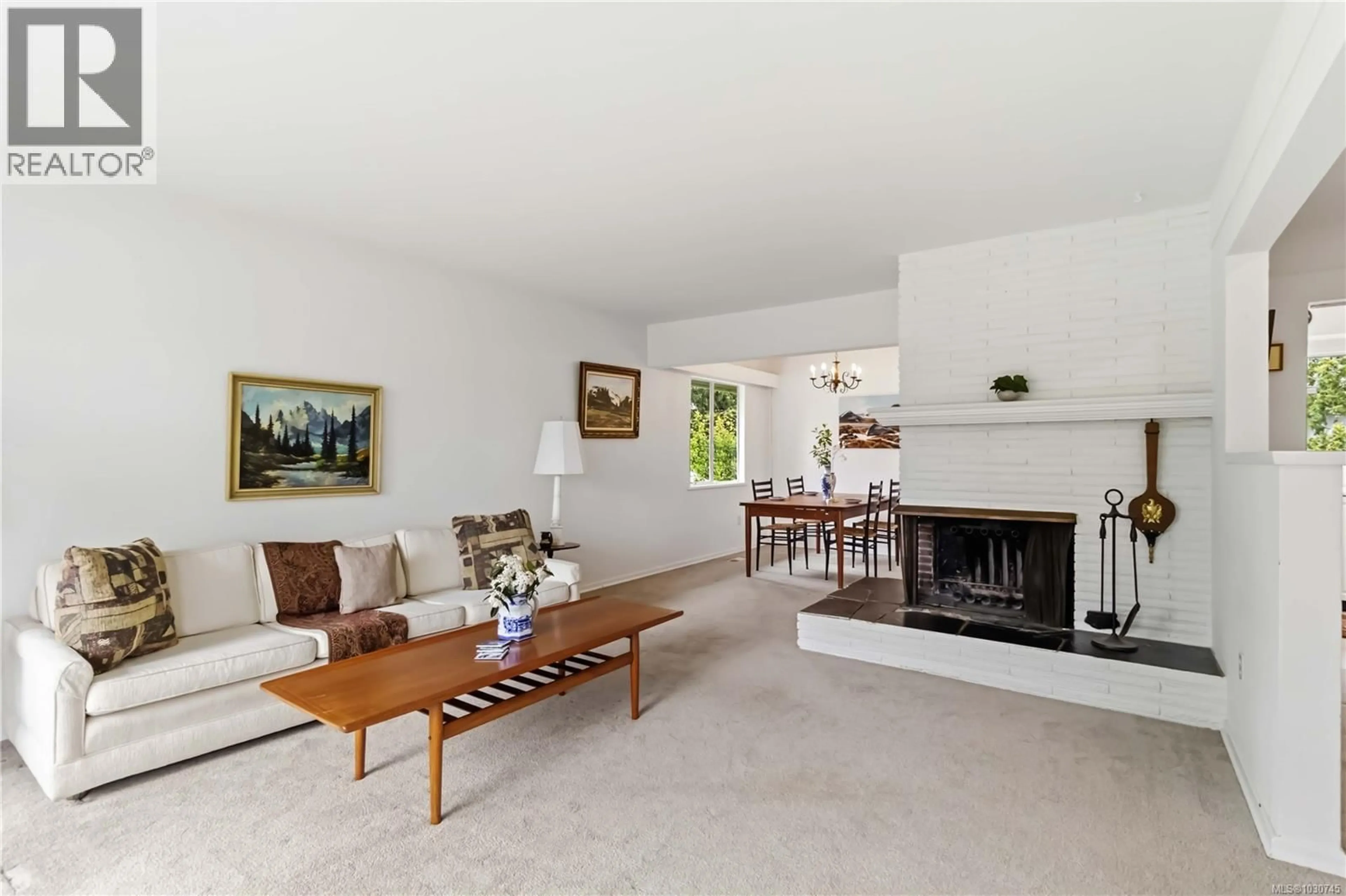 Living room with furniture, unknown for 70 KINGHAM PLACE, View Royal British Columbia V9B1L8