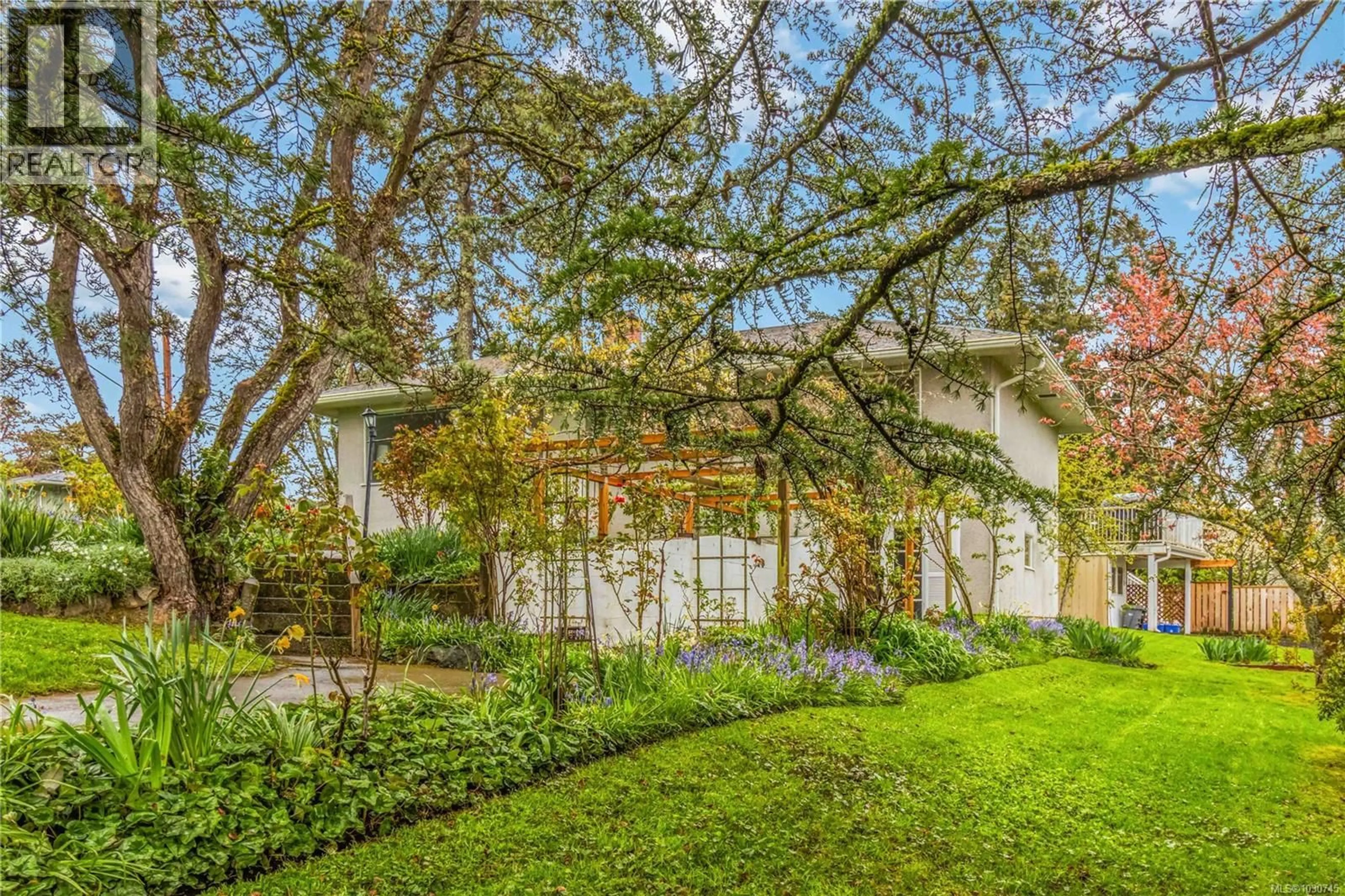 Unknown for 70 KINGHAM PLACE, View Royal British Columbia V9B1L8