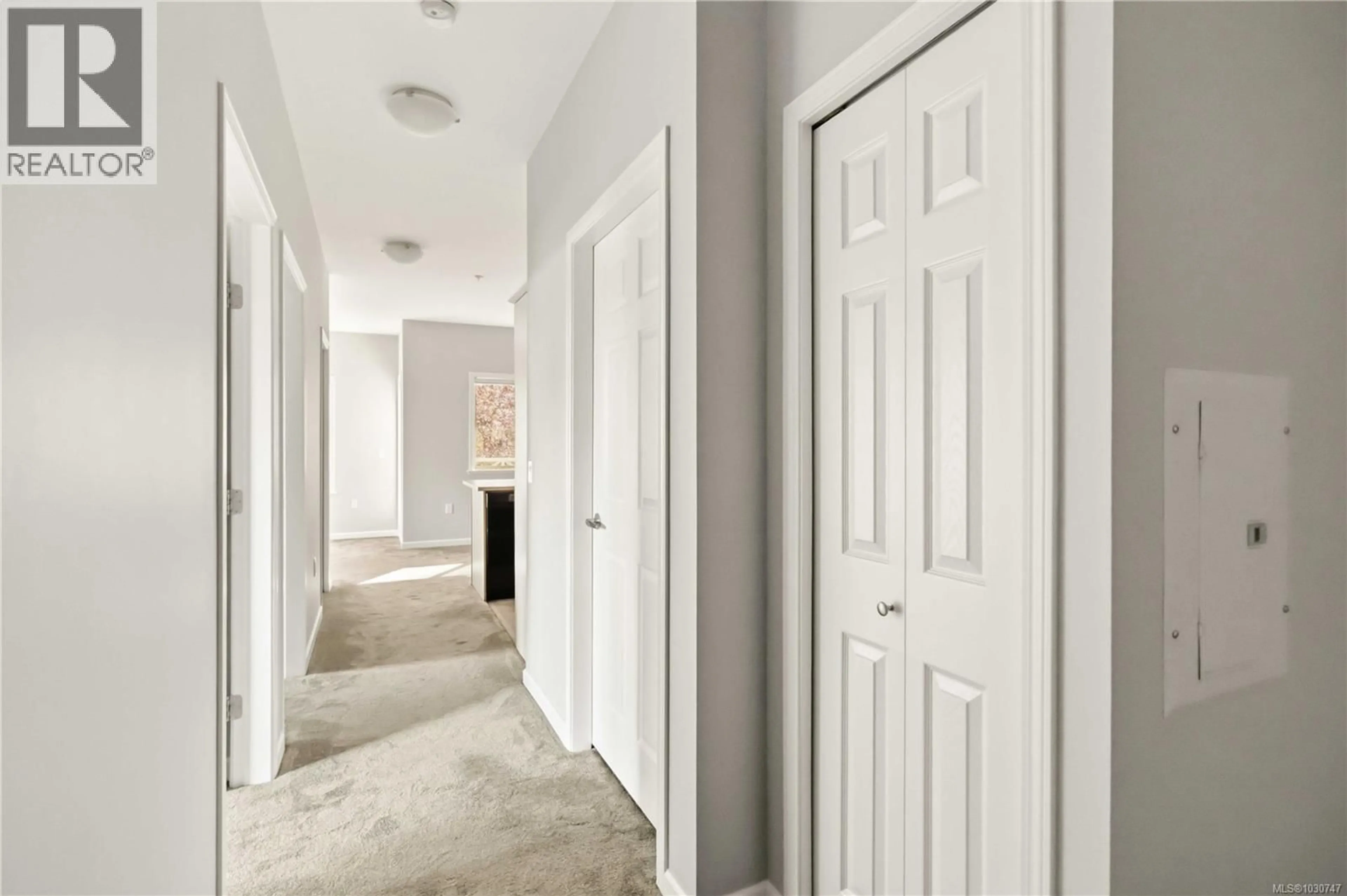 Indoor entryway for 309 - 360 GOLDSTREAM AVENUE, Colwood British Columbia V9B2W3