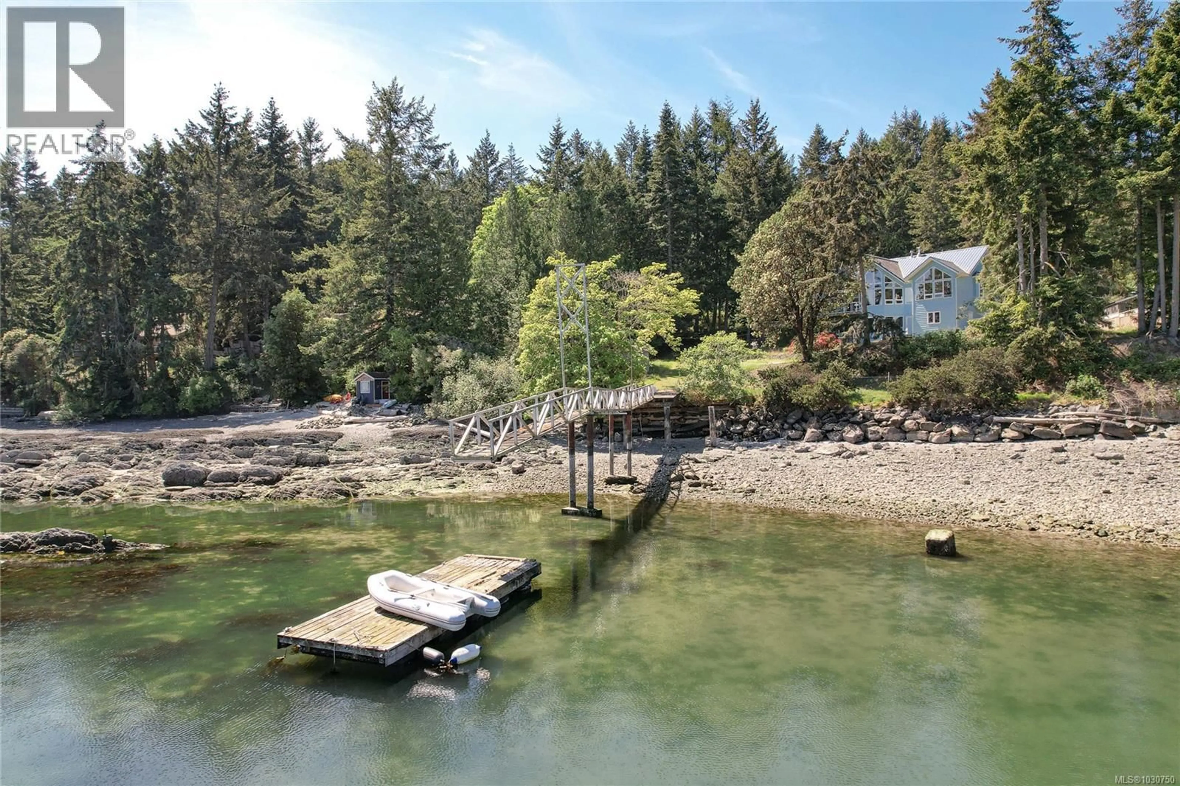 A pic from outside/outdoor area/front of a property/back of a property/a pic from drone, water/lake/river/ocean view for 207 WELBURY DRIVE, Salt Spring British Columbia V8K2L7