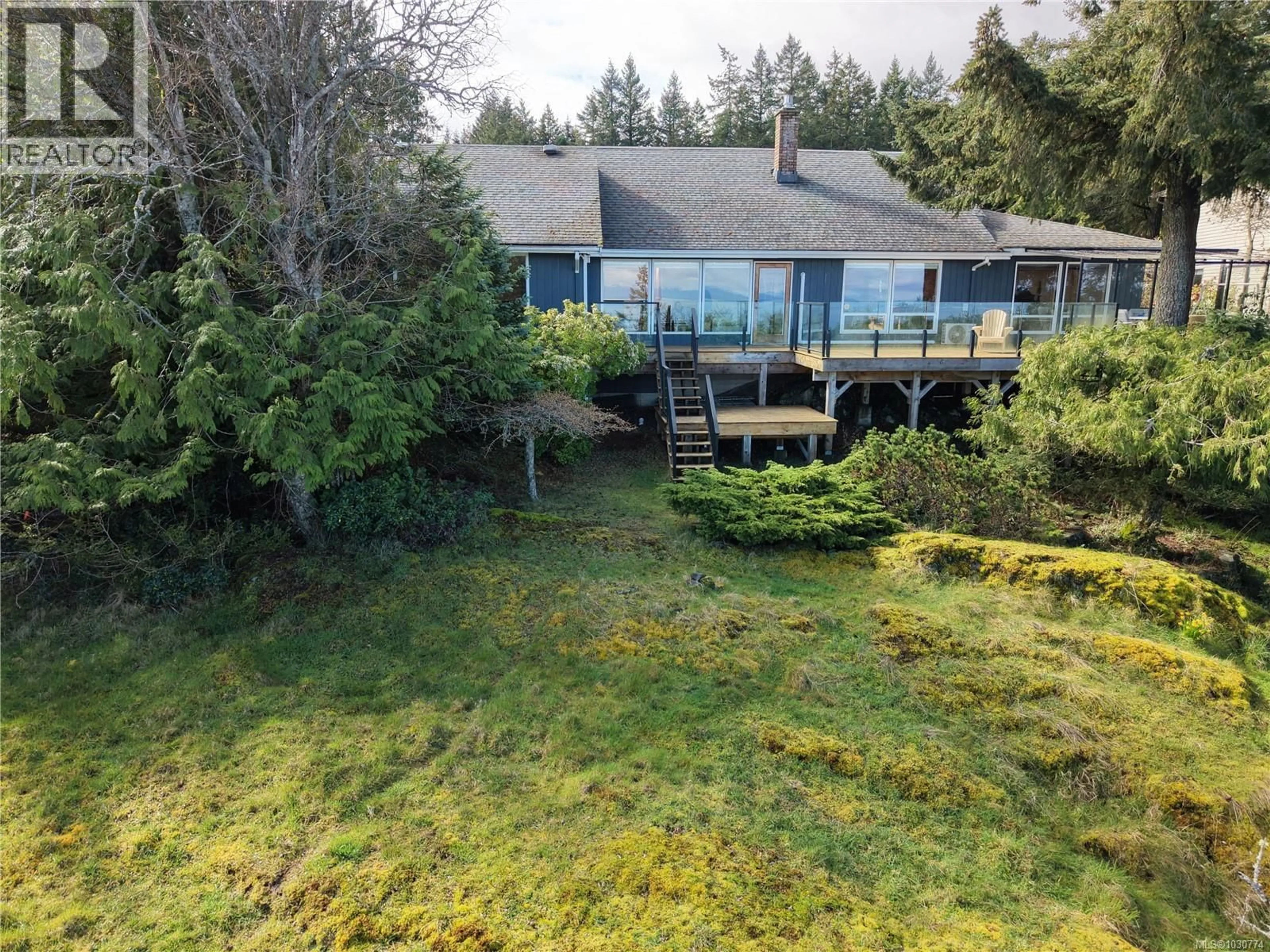A pic from outside/outdoor area/front of a property/back of a property/a pic from drone, unknown for 4864 BLACK BEAR RIDGE, Nanaimo British Columbia V9T6J4