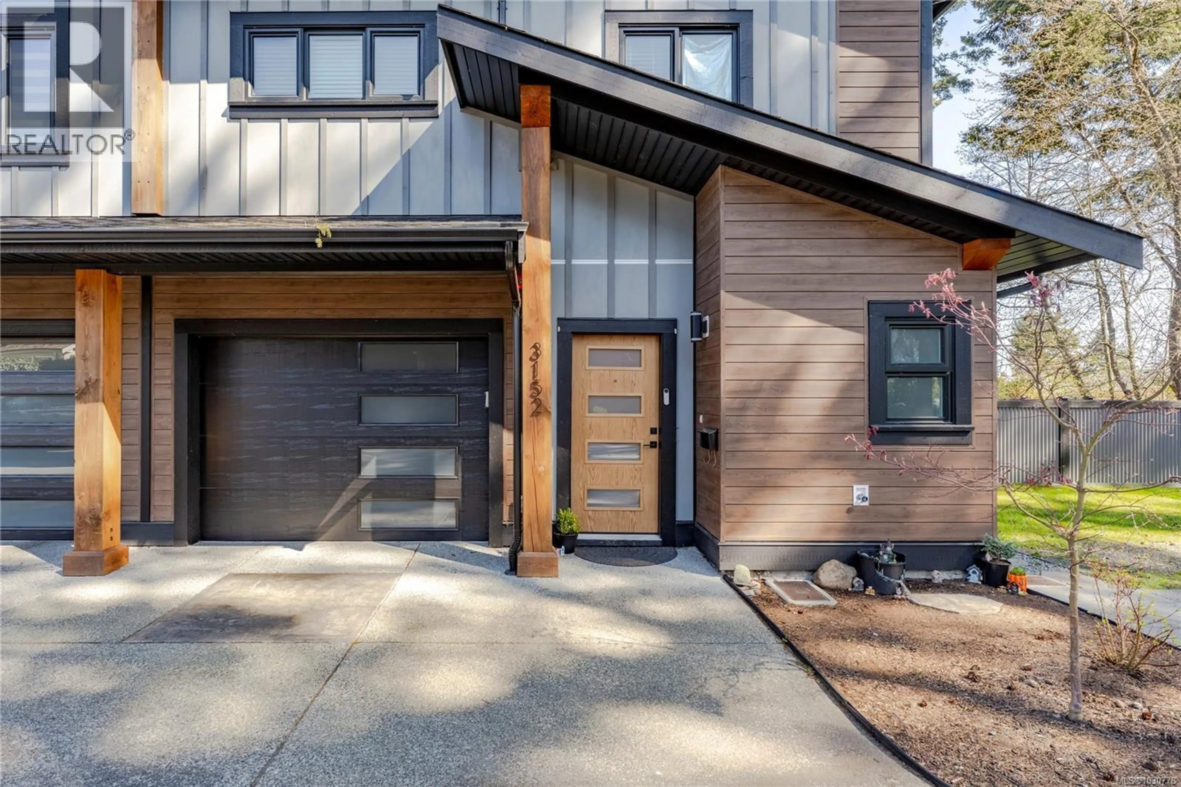 Home with brick exterior material, street for 3152 MEXICANA ROAD, Nanaimo British Columbia V9T2W7