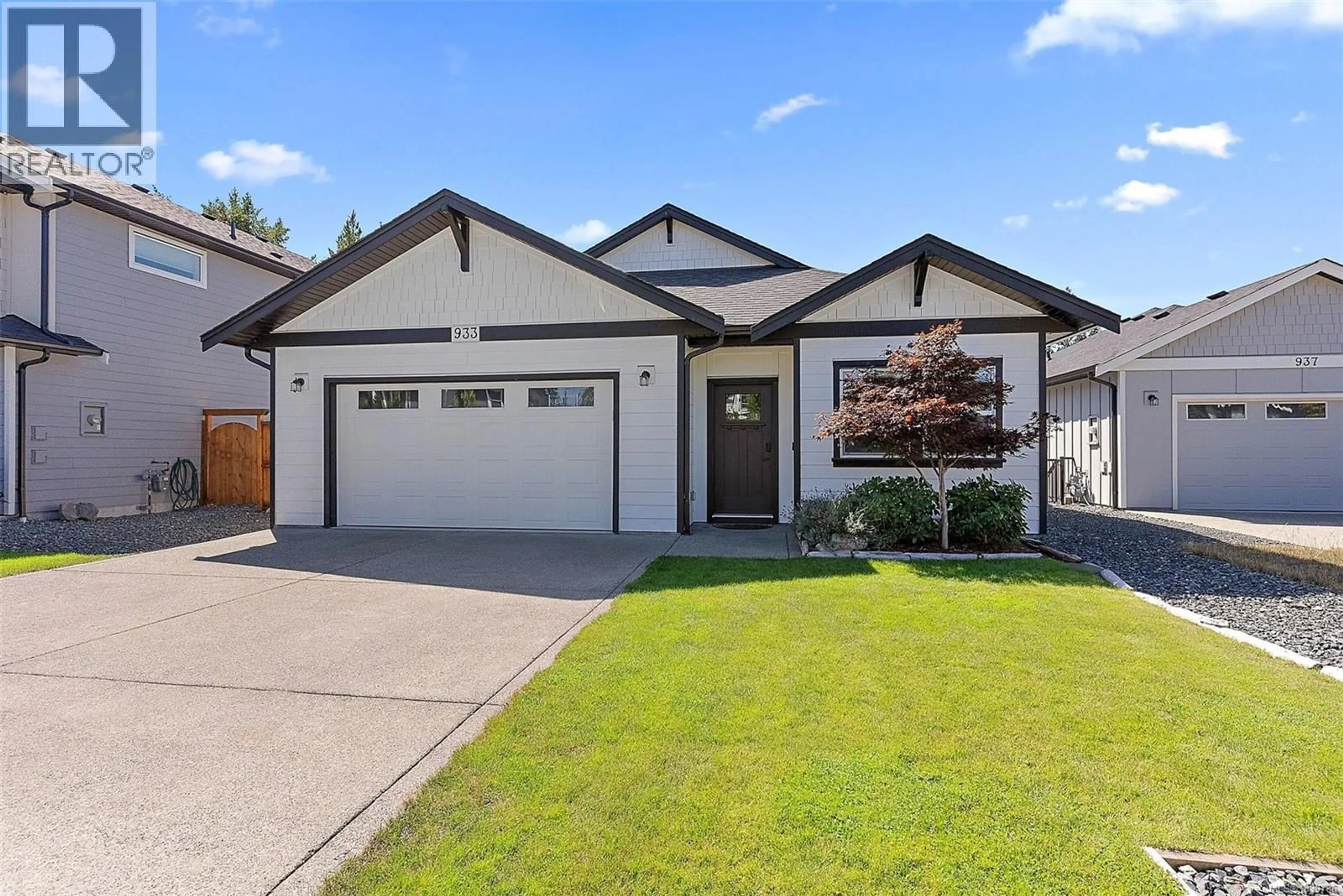 Home with vinyl exterior material, street for 933 BLAKEON PLACE, Langford British Columbia V9C0R3