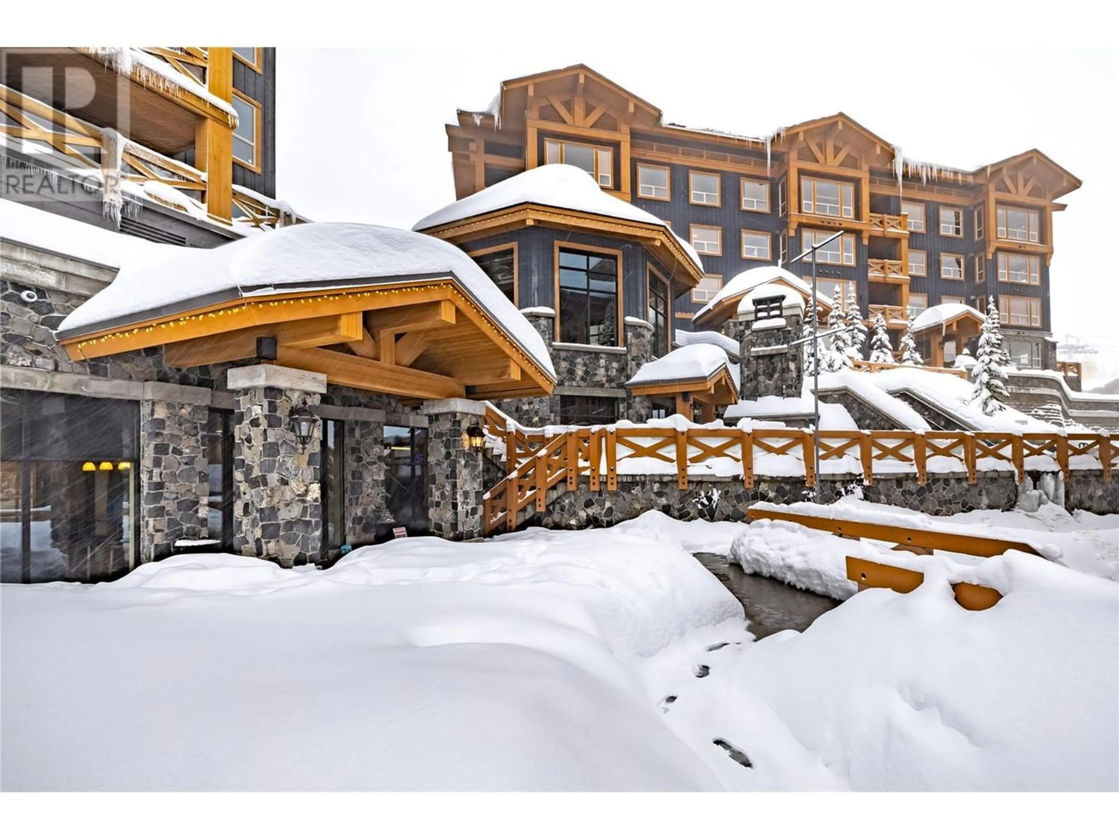 A pic from exterior of the house or condo for 375 Raven Ridge Road Unit# 301B, Big White British Columbia V1P1P3