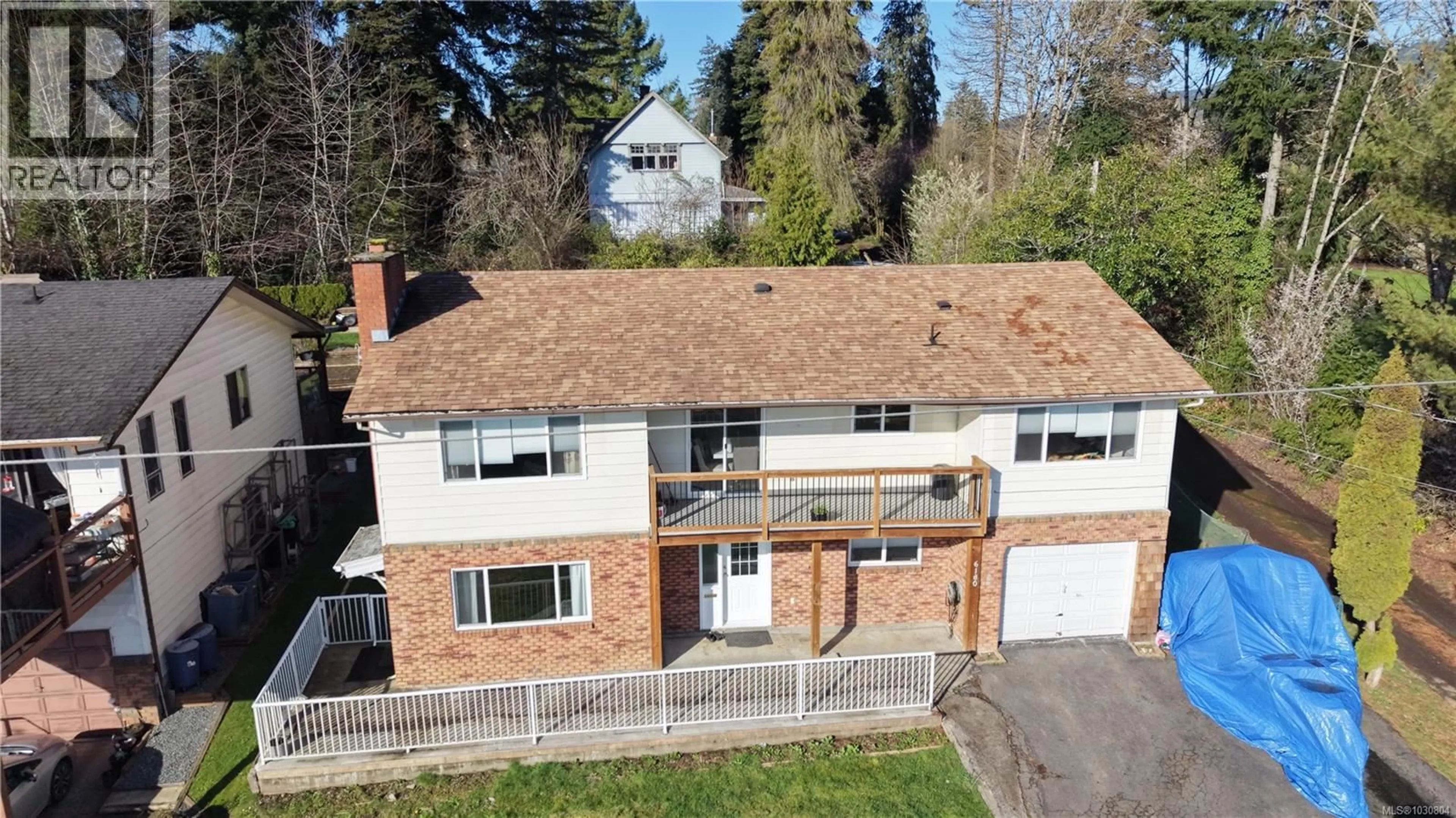 A pic from outside/outdoor area/front of a property/back of a property/a pic from drone, building for 6180 ALINGTON ROAD, Duncan British Columbia V9L2E9