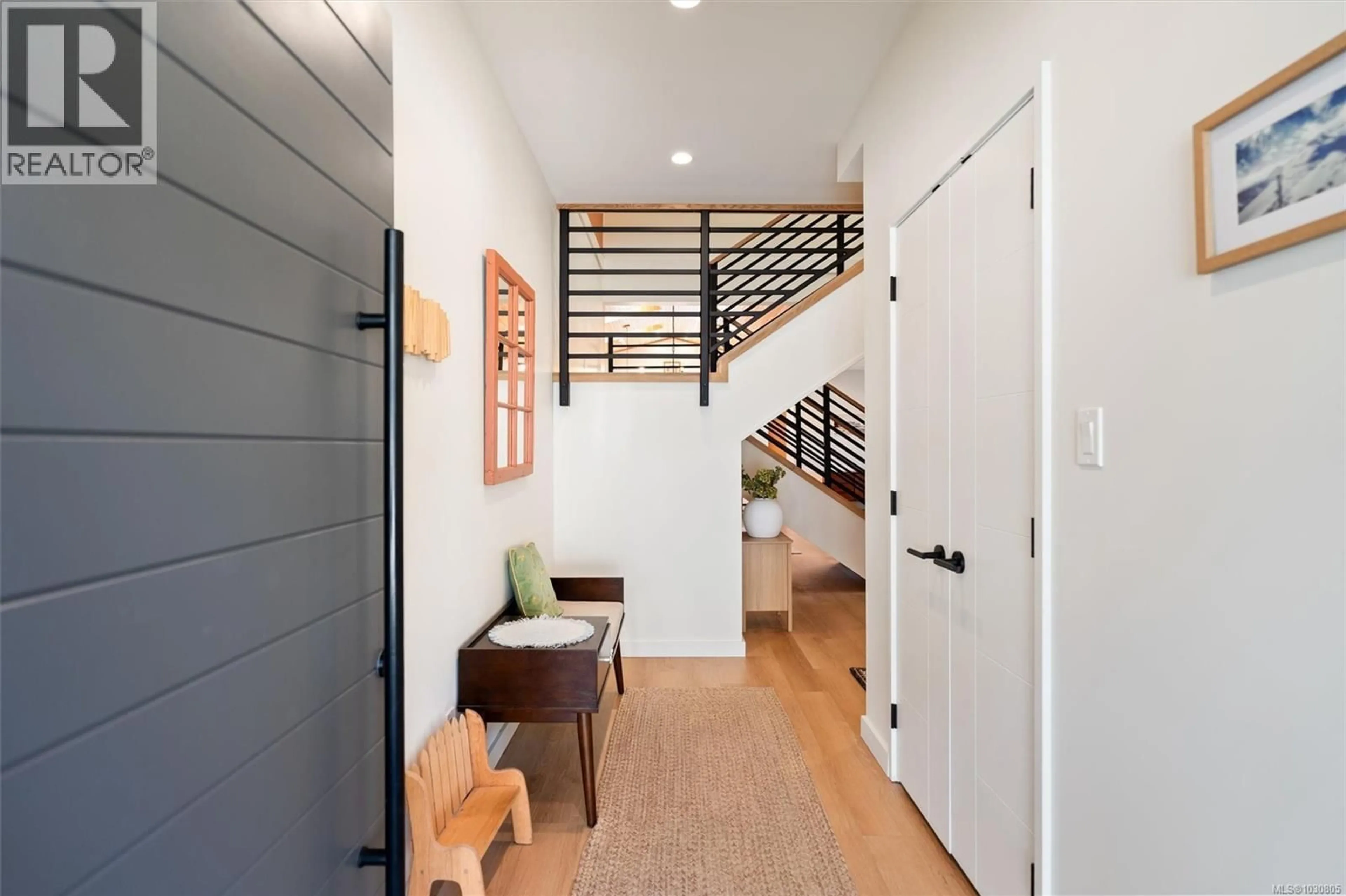 Indoor entryway for 1846 ELFORD ROAD, Shawnigan Lake British Columbia V0R2W2