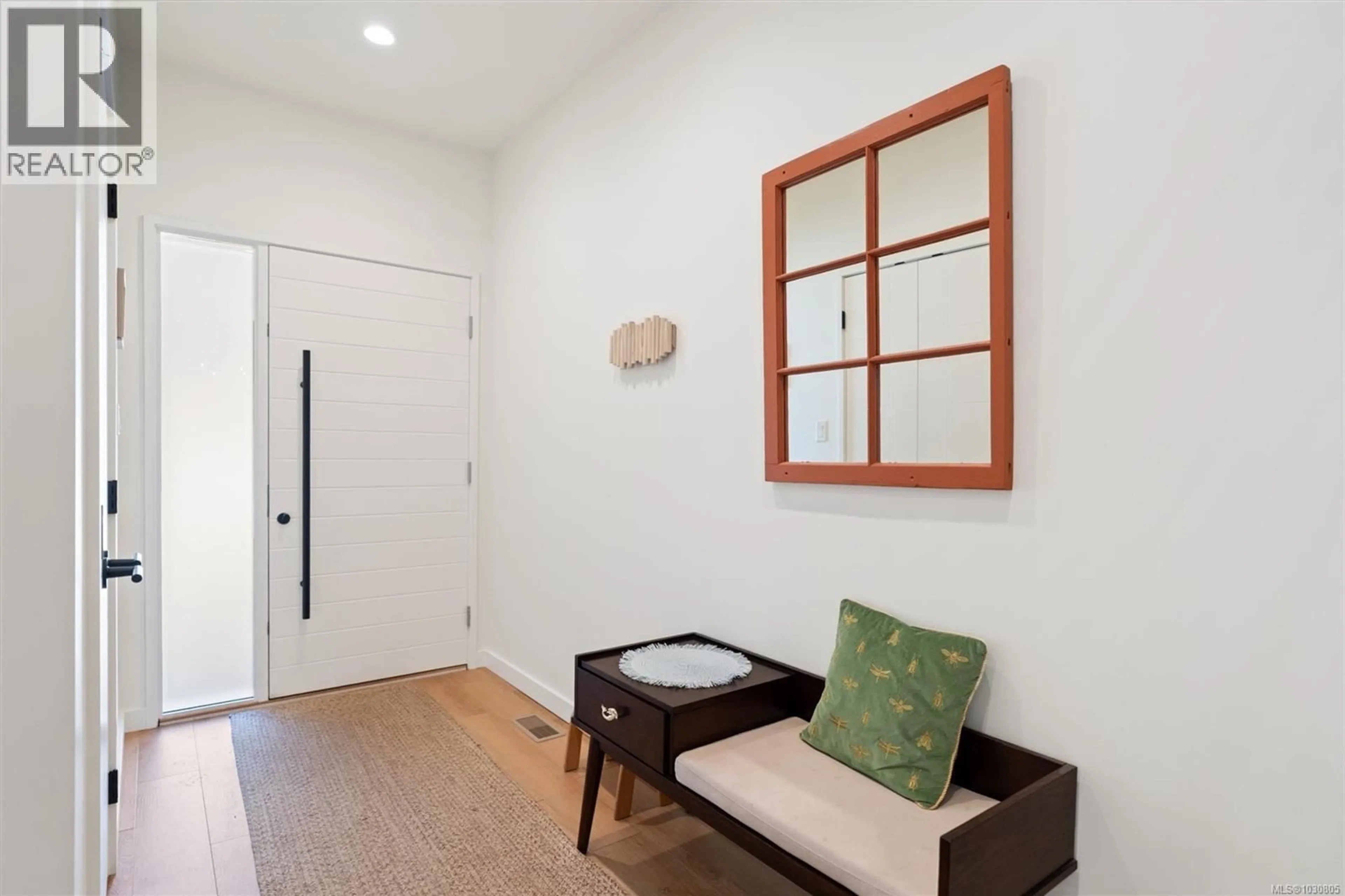 Indoor entryway for 1846 ELFORD ROAD, Shawnigan Lake British Columbia V0R2W2